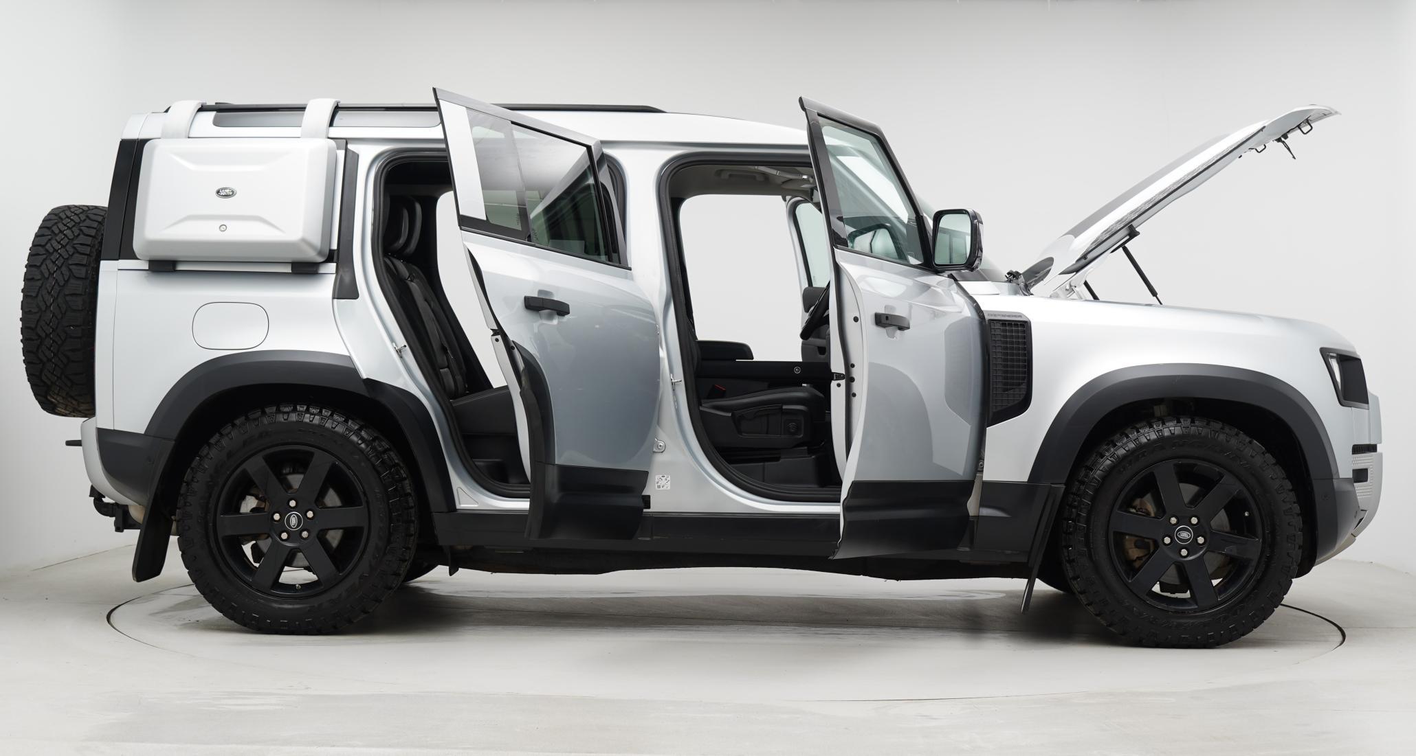 Land Rover Defender 110 2.0 SD4 S SUV 5dr Diesel Auto 4WD Euro 6 (s/s) (240 ps)