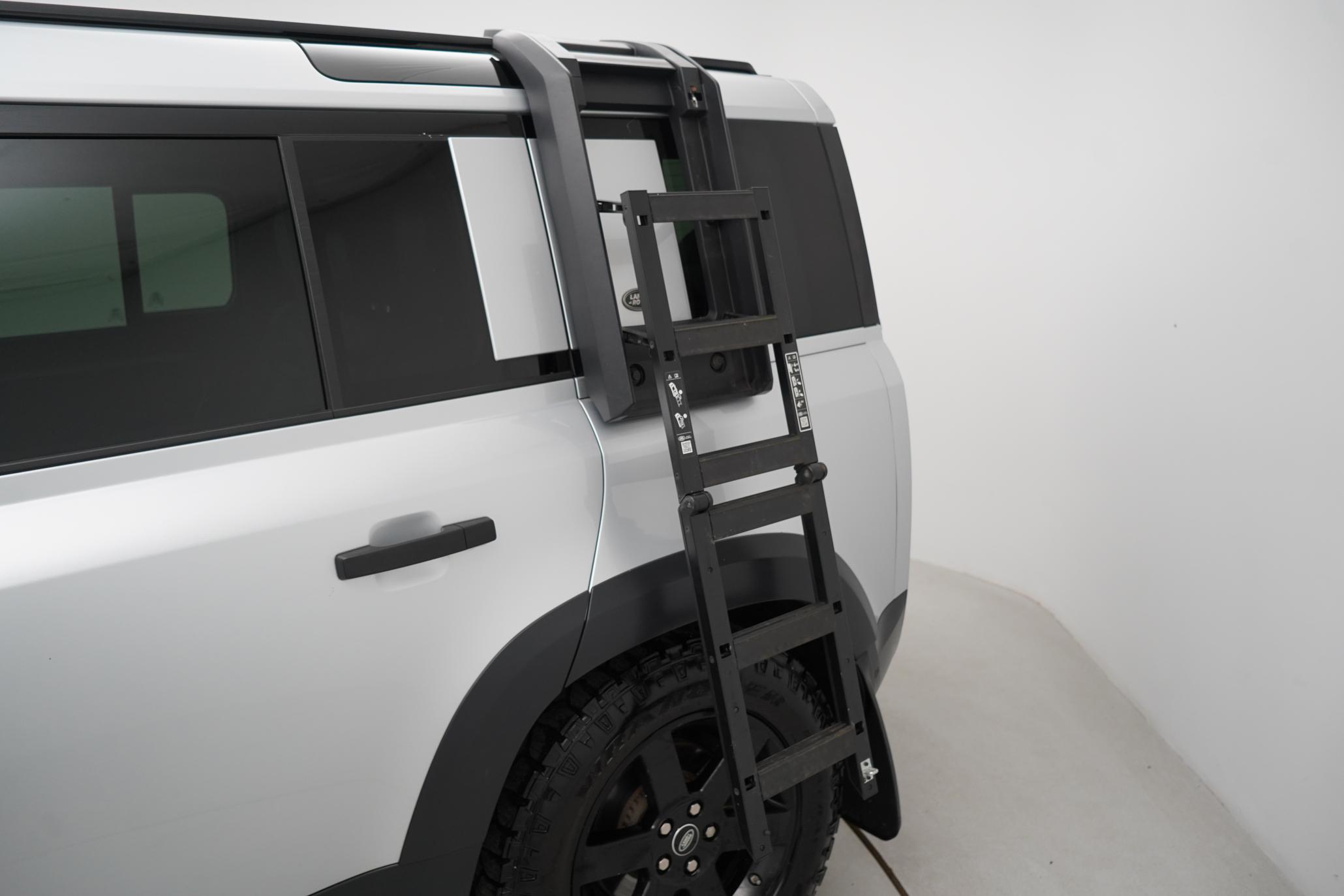 Land Rover Defender 110 2.0 SD4 S SUV 5dr Diesel Auto 4WD Euro 6 (s/s) (240 ps)