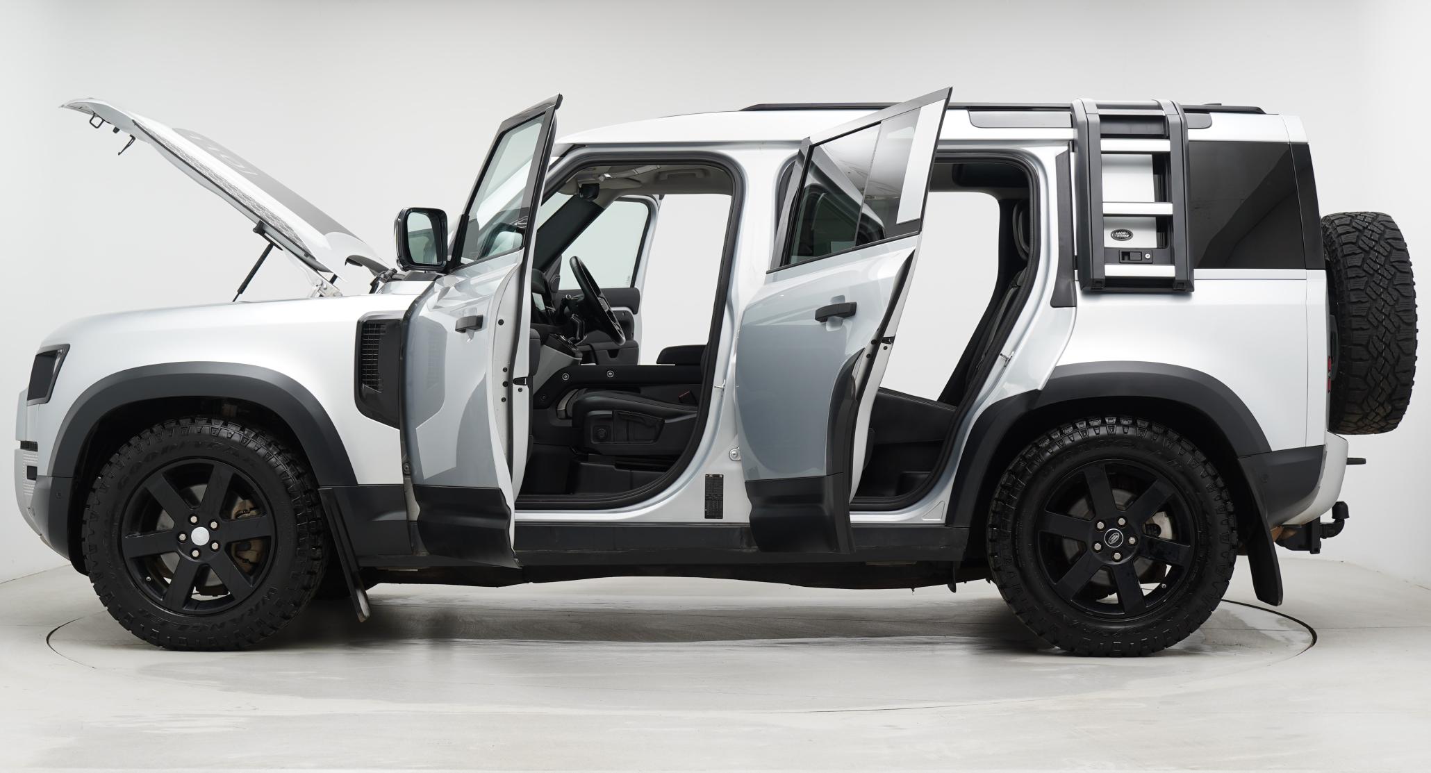 Land Rover Defender 110 2.0 SD4 S SUV 5dr Diesel Auto 4WD Euro 6 (s/s) (240 ps)