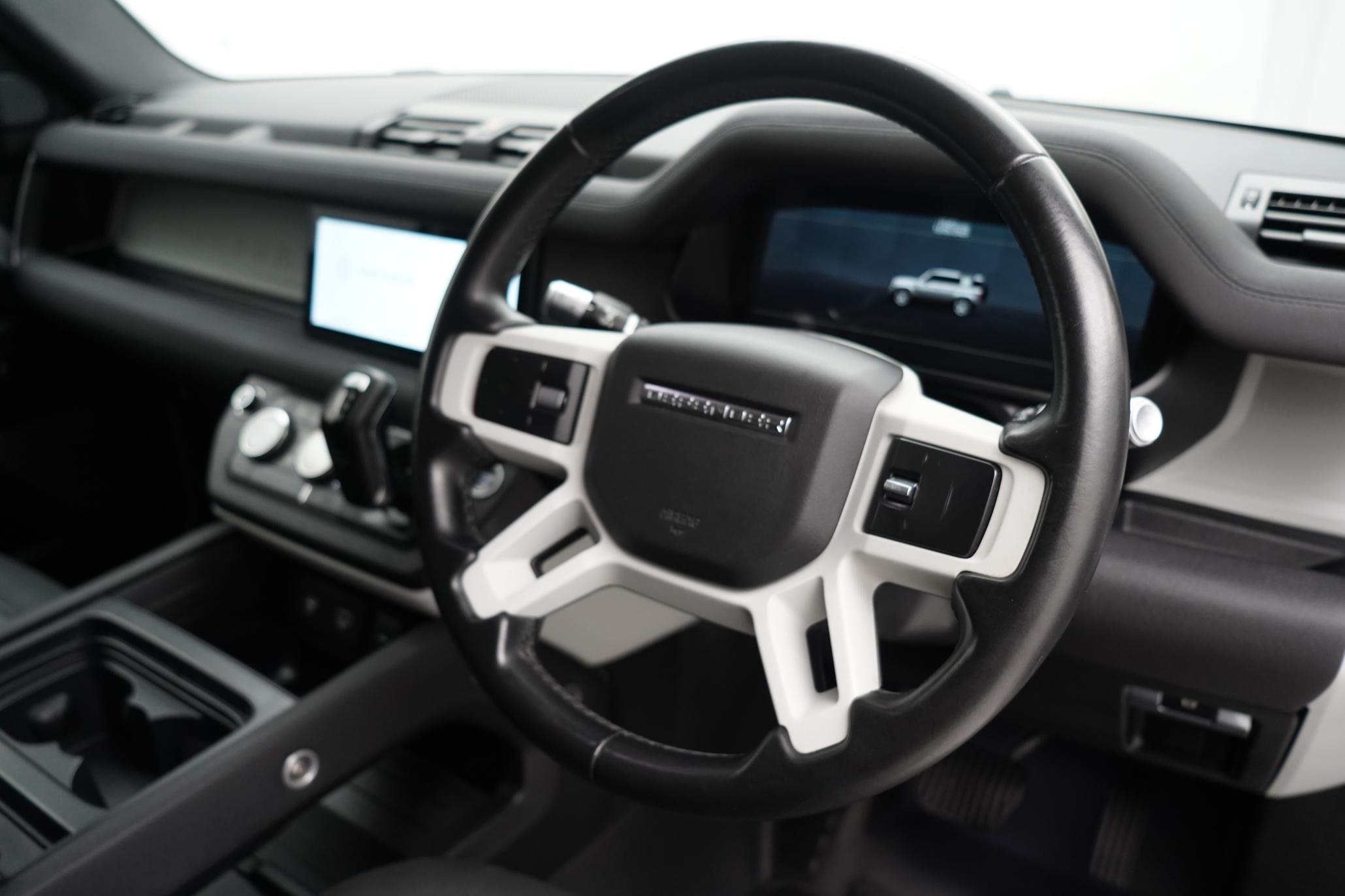 Land Rover Defender 110 2.0 SD4 S SUV 5dr Diesel Auto 4WD Euro 6 (s/s) (240 ps)