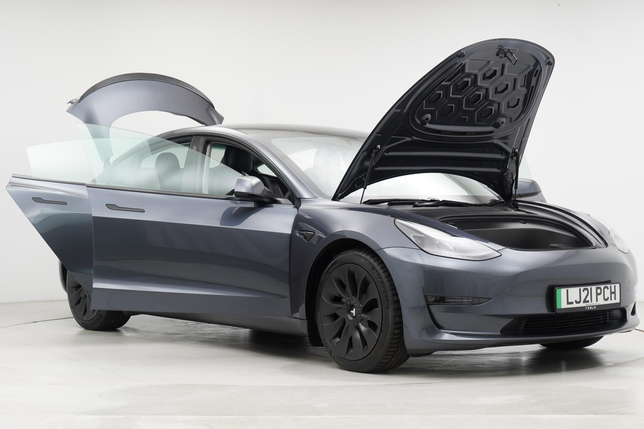 Tesla Model 3 (Dual Motor) Long Range Saloon 4dr Electric Auto 4WDE (346 ps)