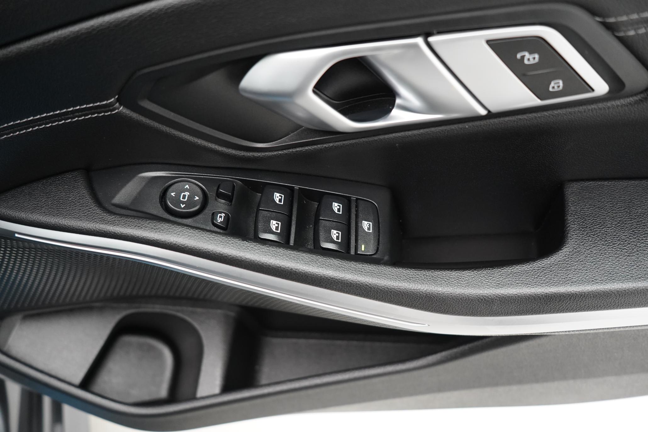 BMW 3 Series 2.0 330i M Sport Saloon 4dr Petrol Auto Euro 6 (s/s) (258 ps)