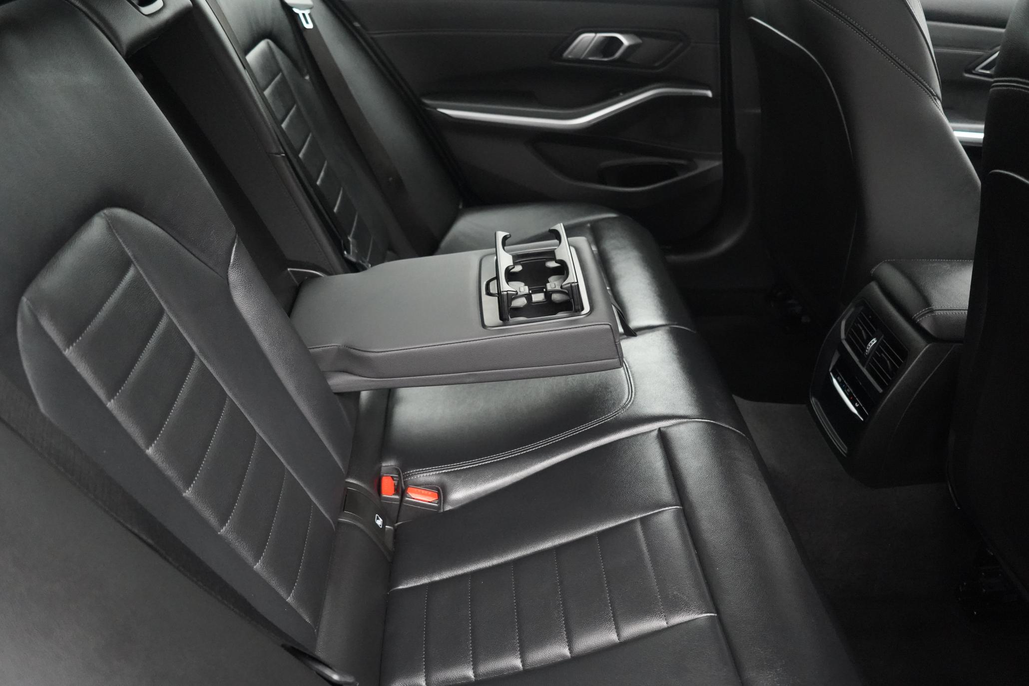 BMW 3 Series 2.0 330i M Sport Saloon 4dr Petrol Auto Euro 6 (s/s) (258 ps)