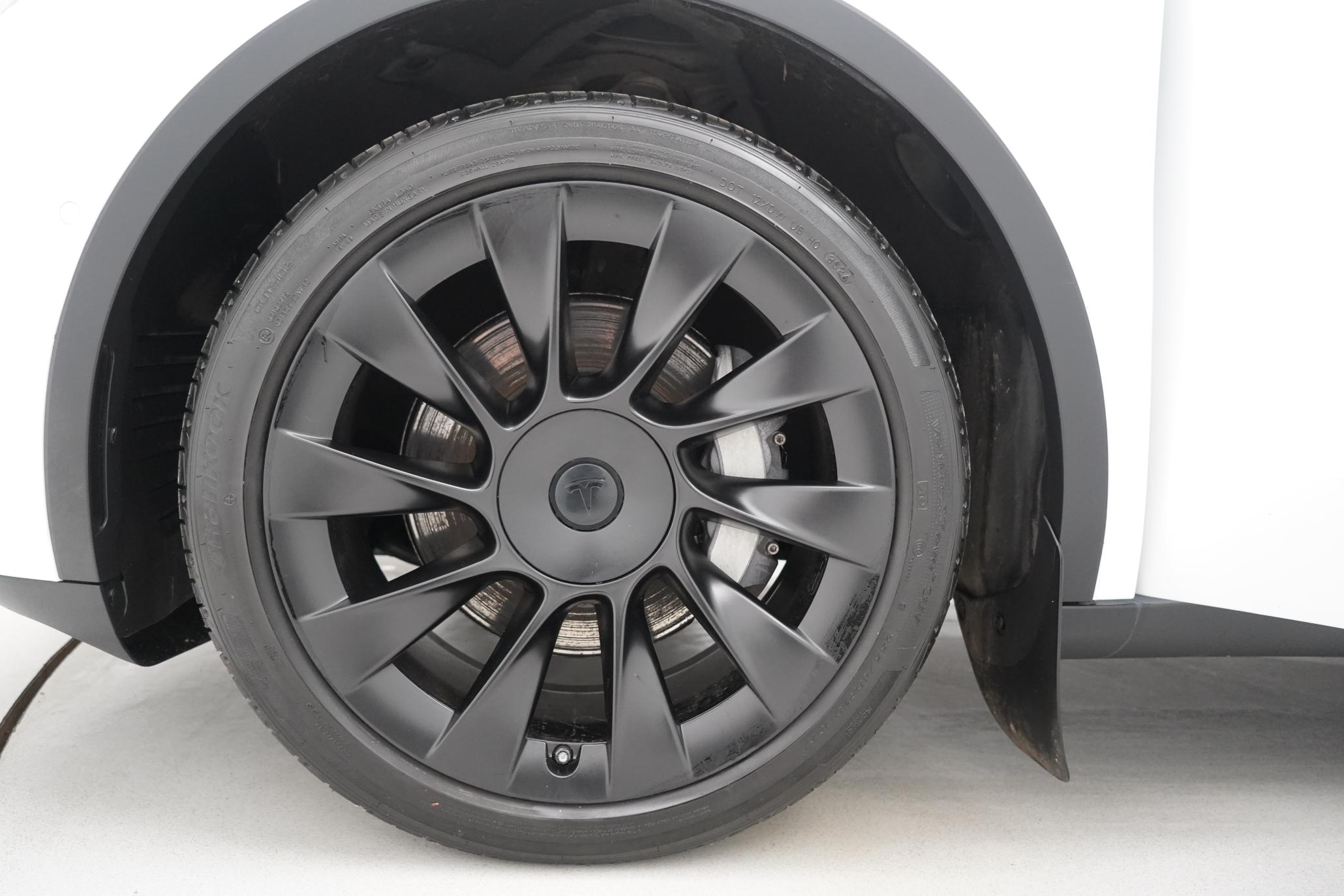 Tesla Model Y (Dual Motor) Long Range SUV 5dr Electric Auto 4WDE (384 bhp)