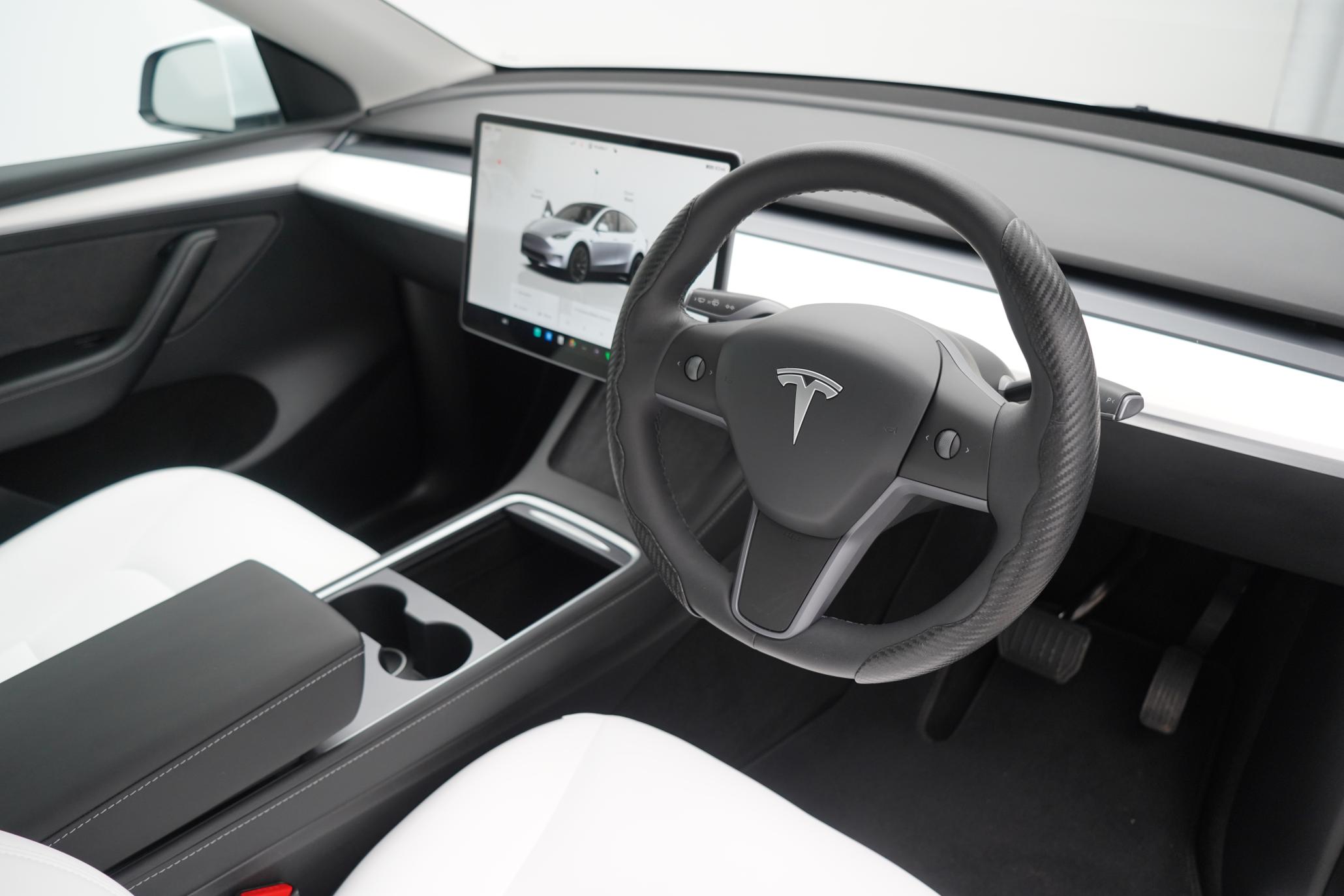 Tesla Model Y (Dual Motor) Long Range SUV 5dr Electric Auto 4WDE (384 bhp)