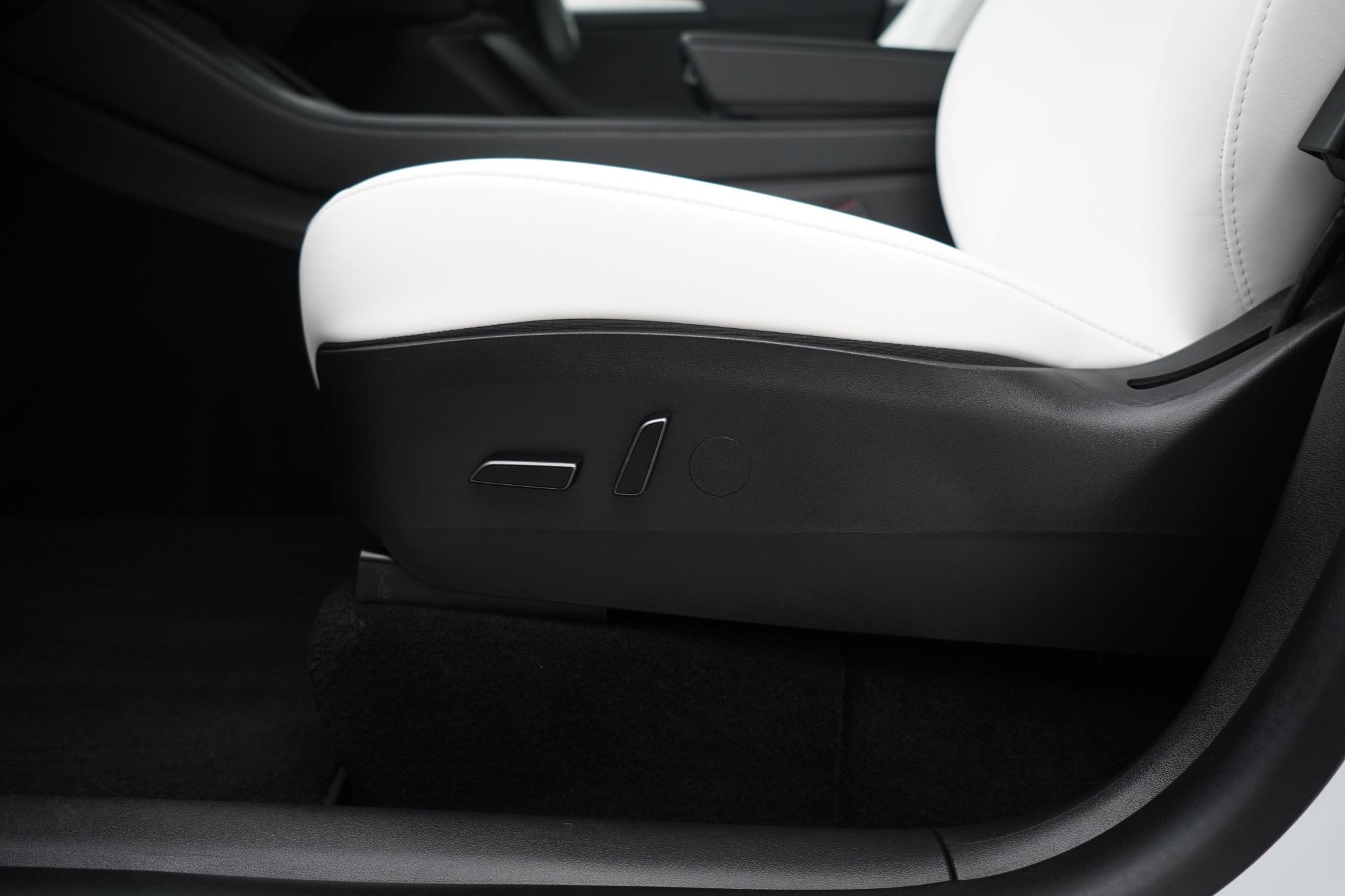 Tesla Model Y (Dual Motor) Long Range SUV 5dr Electric Auto 4WDE (384 bhp)