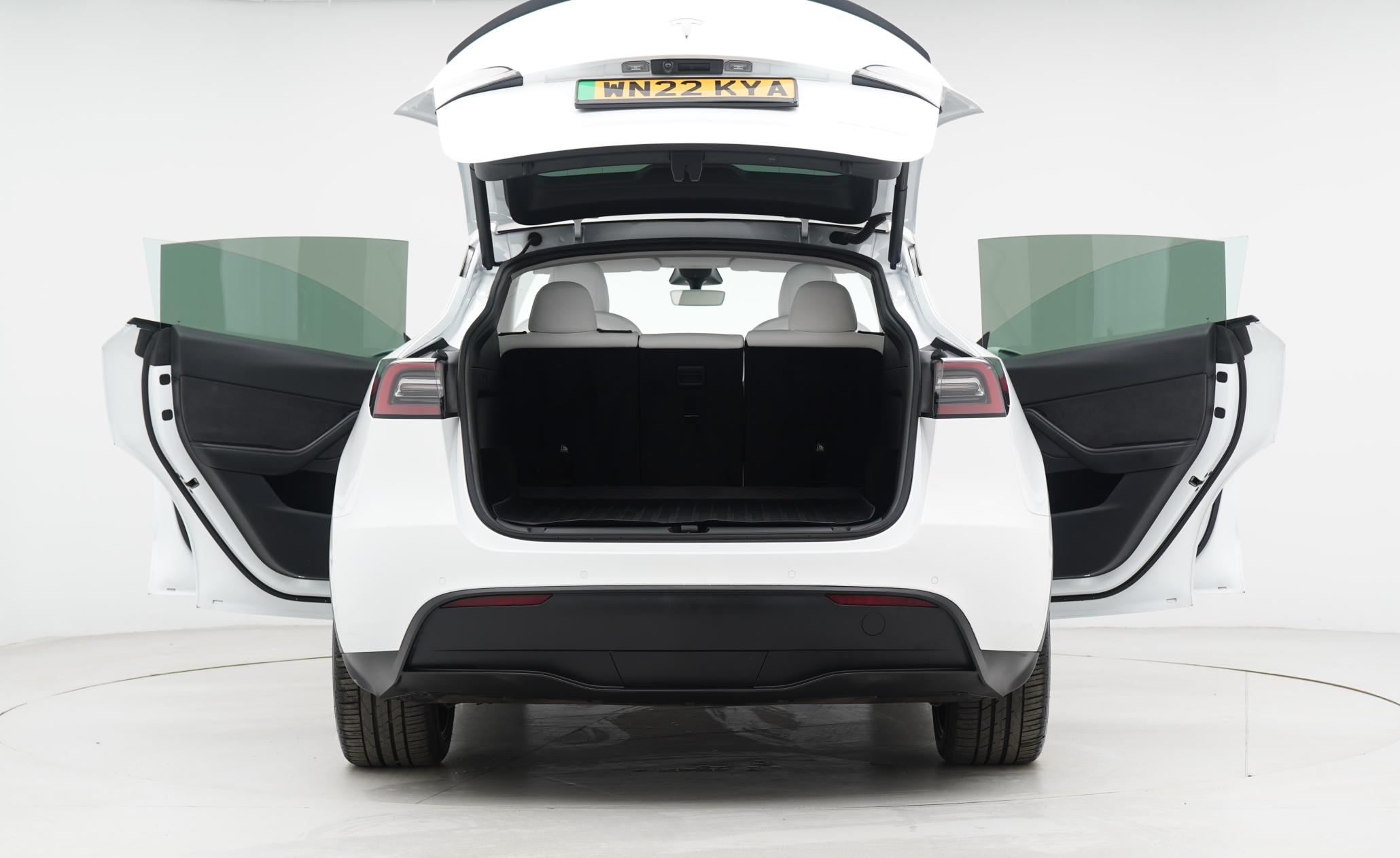 Tesla Model Y (Dual Motor) Long Range SUV 5dr Electric Auto 4WDE (384 bhp)