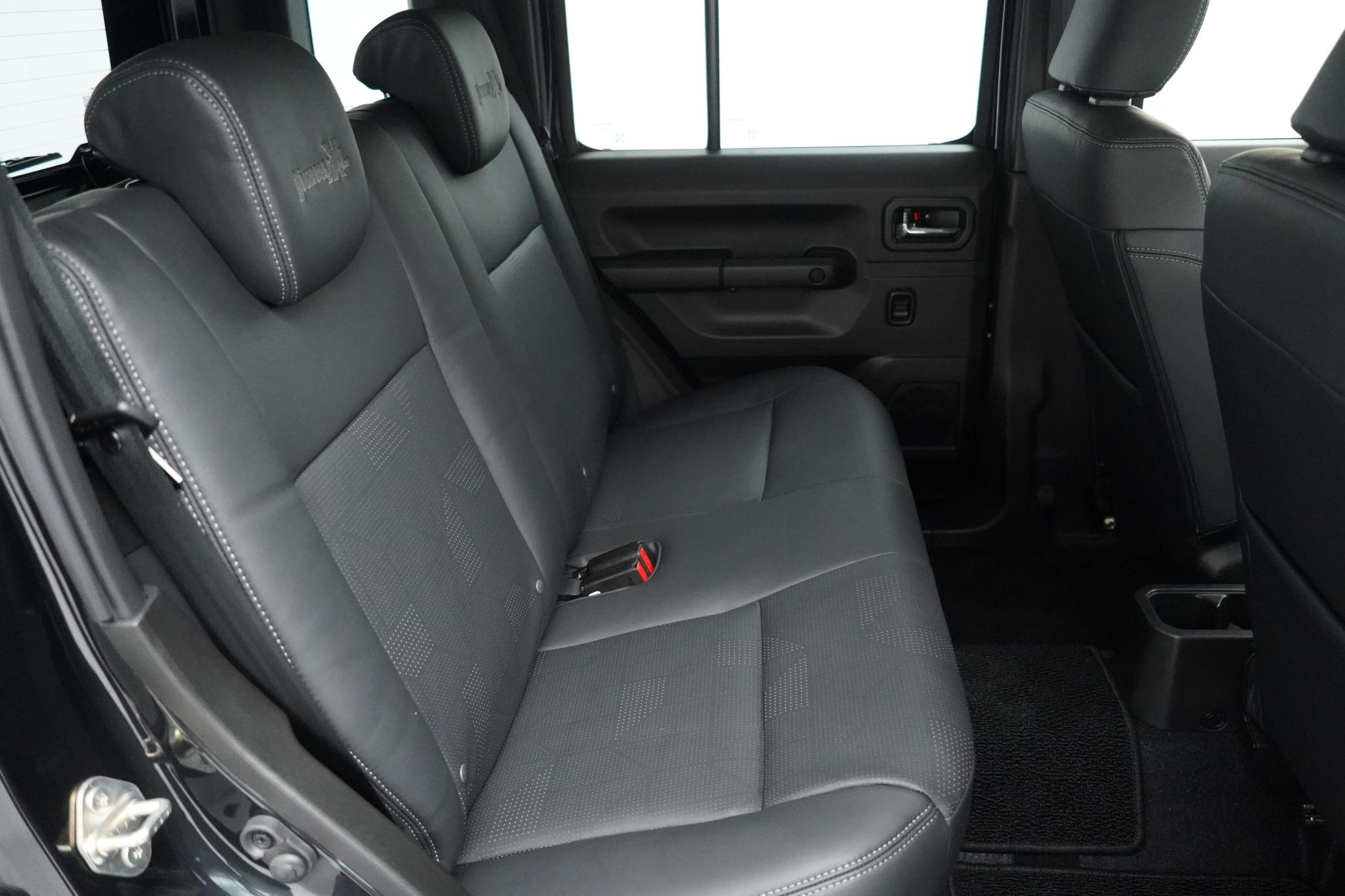 Suzuki Jimny Suzuki Jimny 1.5 SZC, 5 DOOR LWB, NOMADE LEATHER