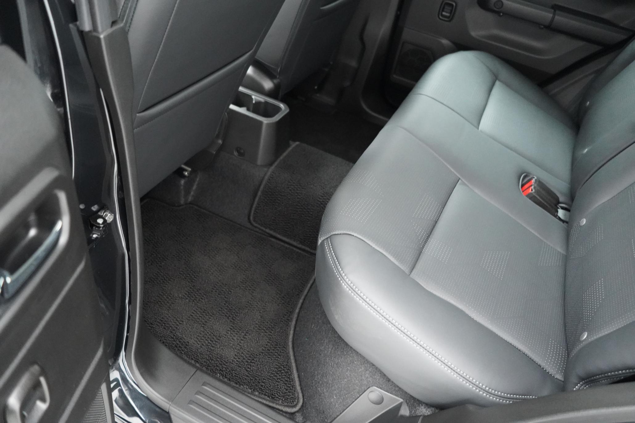 Suzuki Jimny Suzuki Jimny 1.5 SZC, 5 DOOR LWB, NOMADE LEATHER