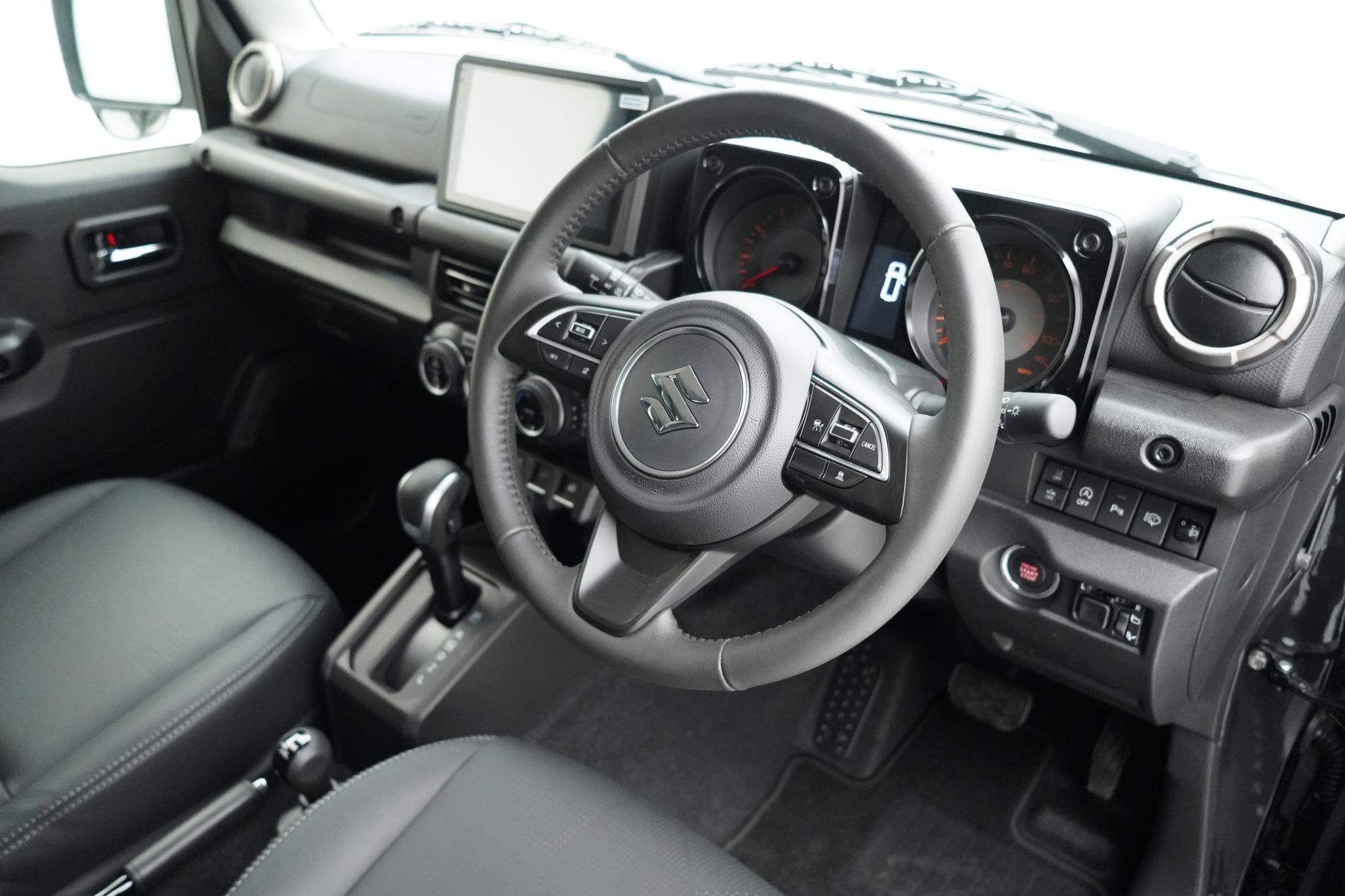 Suzuki Jimny Suzuki Jimny 1.5 SZC, 5 DOOR LWB, NOMADE LEATHER