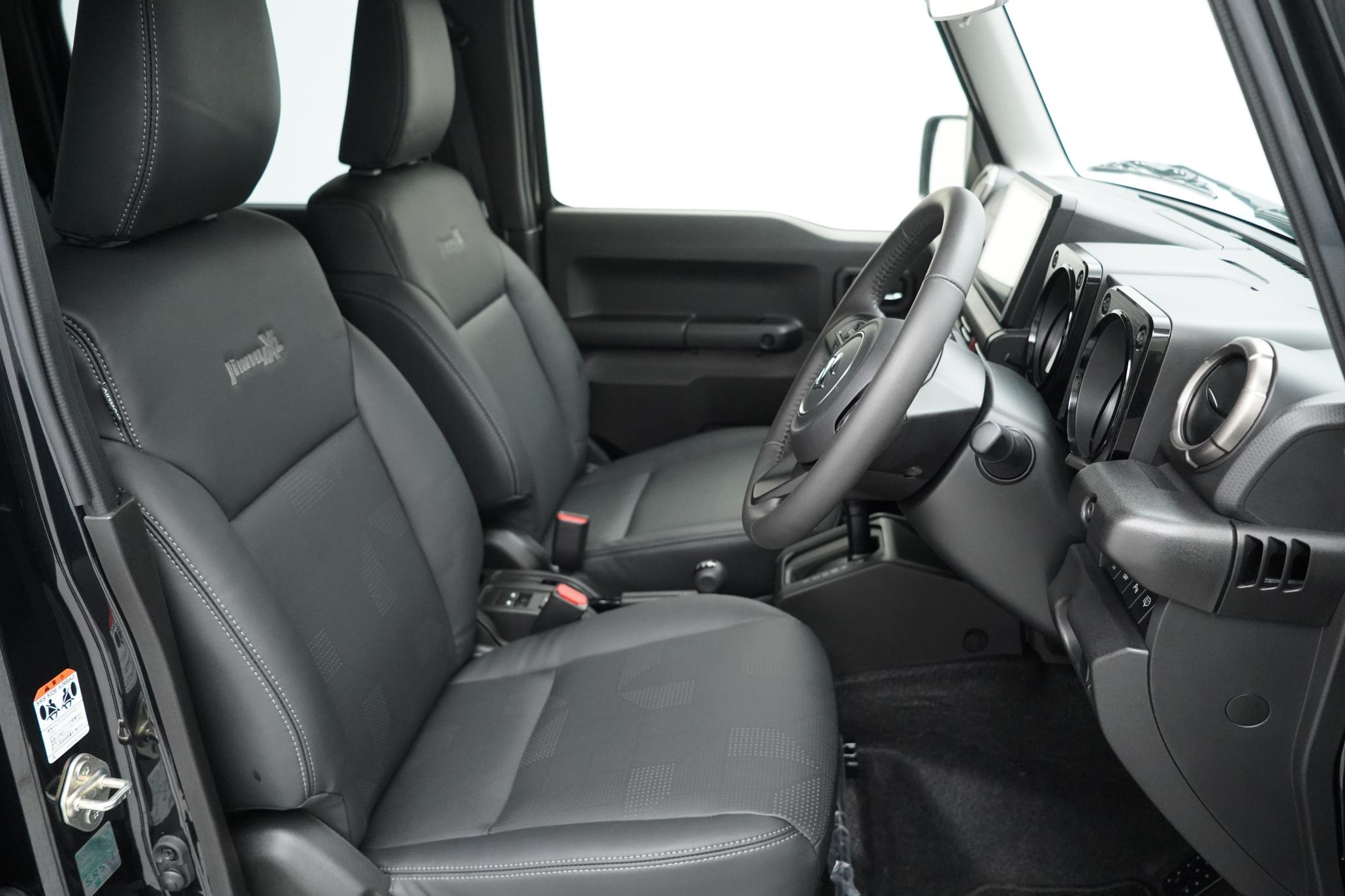 Suzuki Jimny Suzuki Jimny 1.5 SZC, 5 DOOR LWB, NOMADE LEATHER