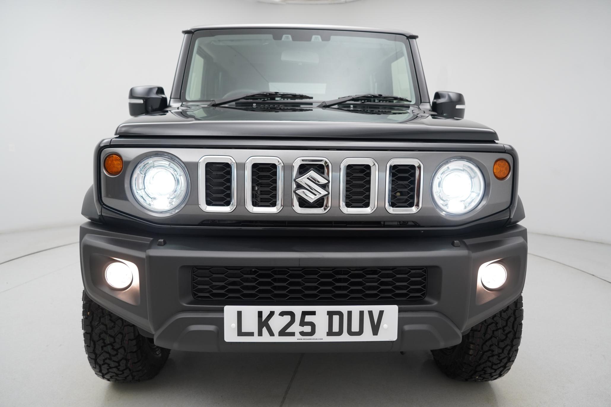 Suzuki Jimny Suzuki Jimny 1.5 SZC, 5 DOOR LWB, NOMADE LEATHER