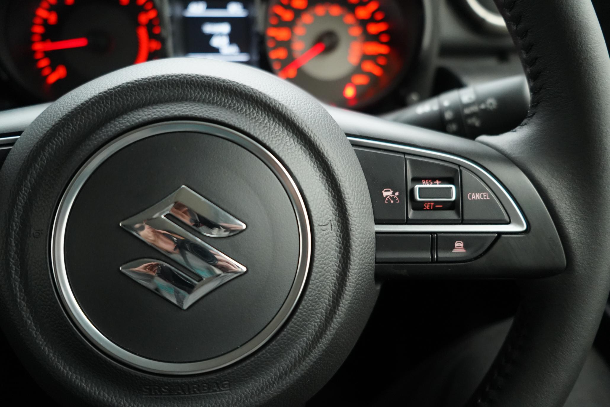 Suzuki Jimny Suzuki Jimny 1.5 SZC, 5 DOOR LWB, NOMADE LEATHER