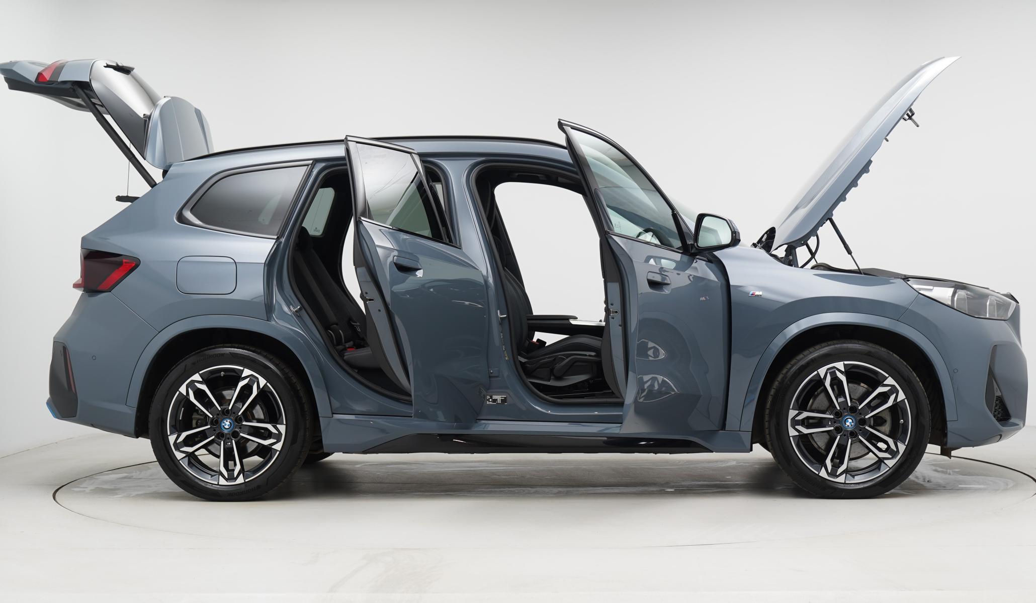 BMW iX1 30 66.5kWh M Sport SUV 5dr Electric Auto xDrive (11kW Charger) (313 ps)
