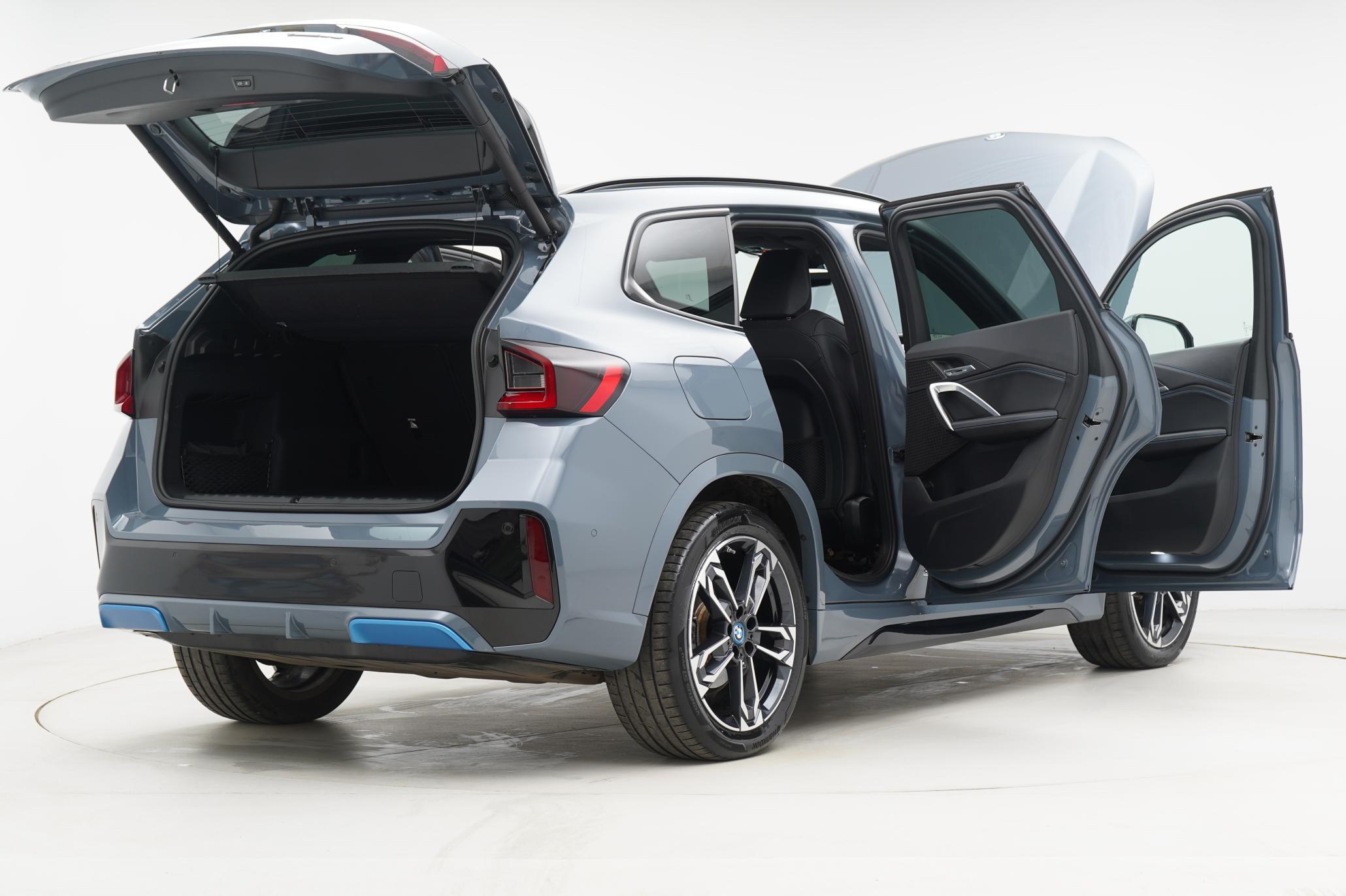 BMW iX1 30 66.5kWh M Sport SUV 5dr Electric Auto xDrive (11kW Charger) (313 ps)
