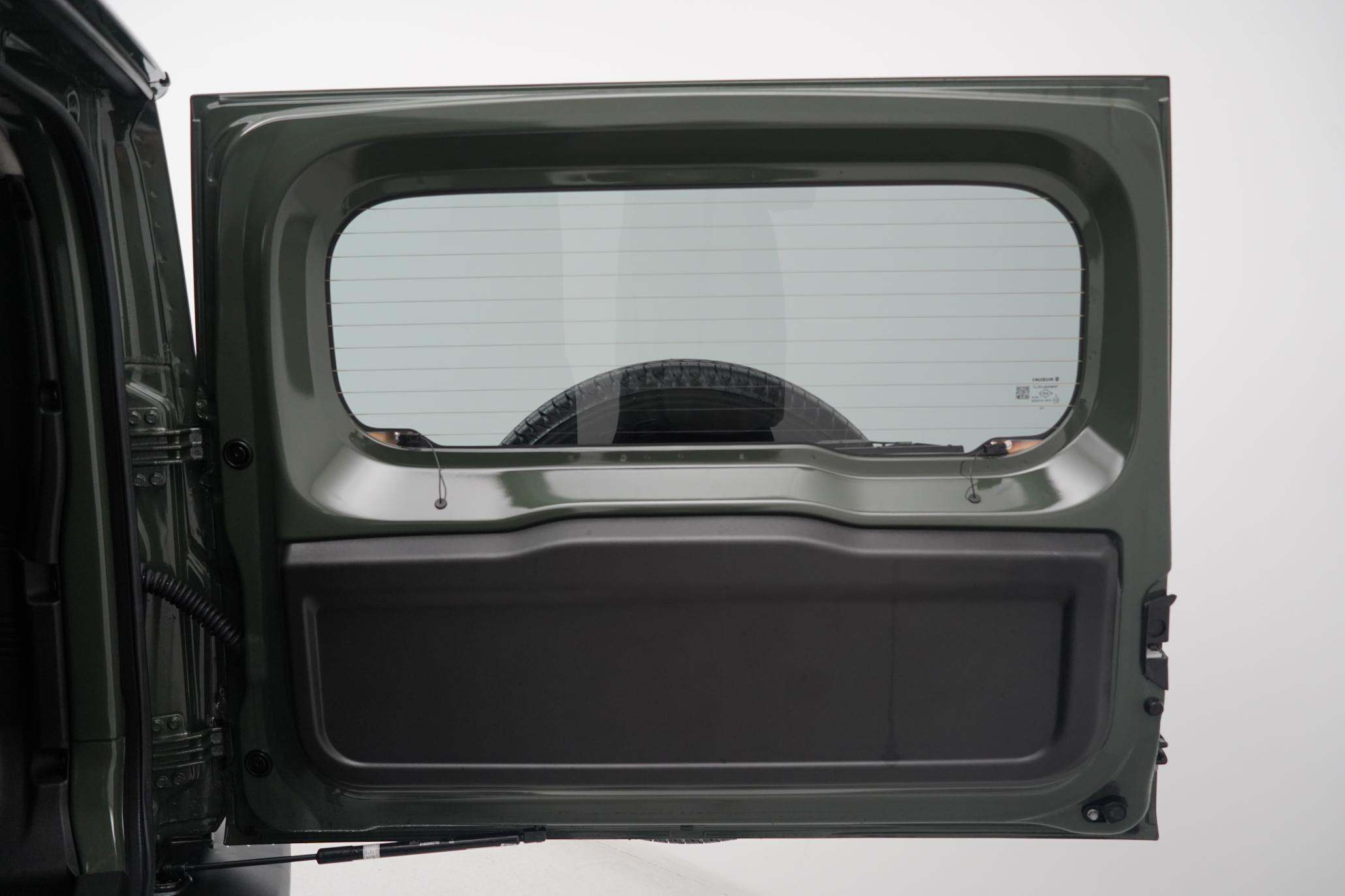 Suzuki Jimny 1.5 SZC, 5 DOOR LWB, NOMADE LEATHER