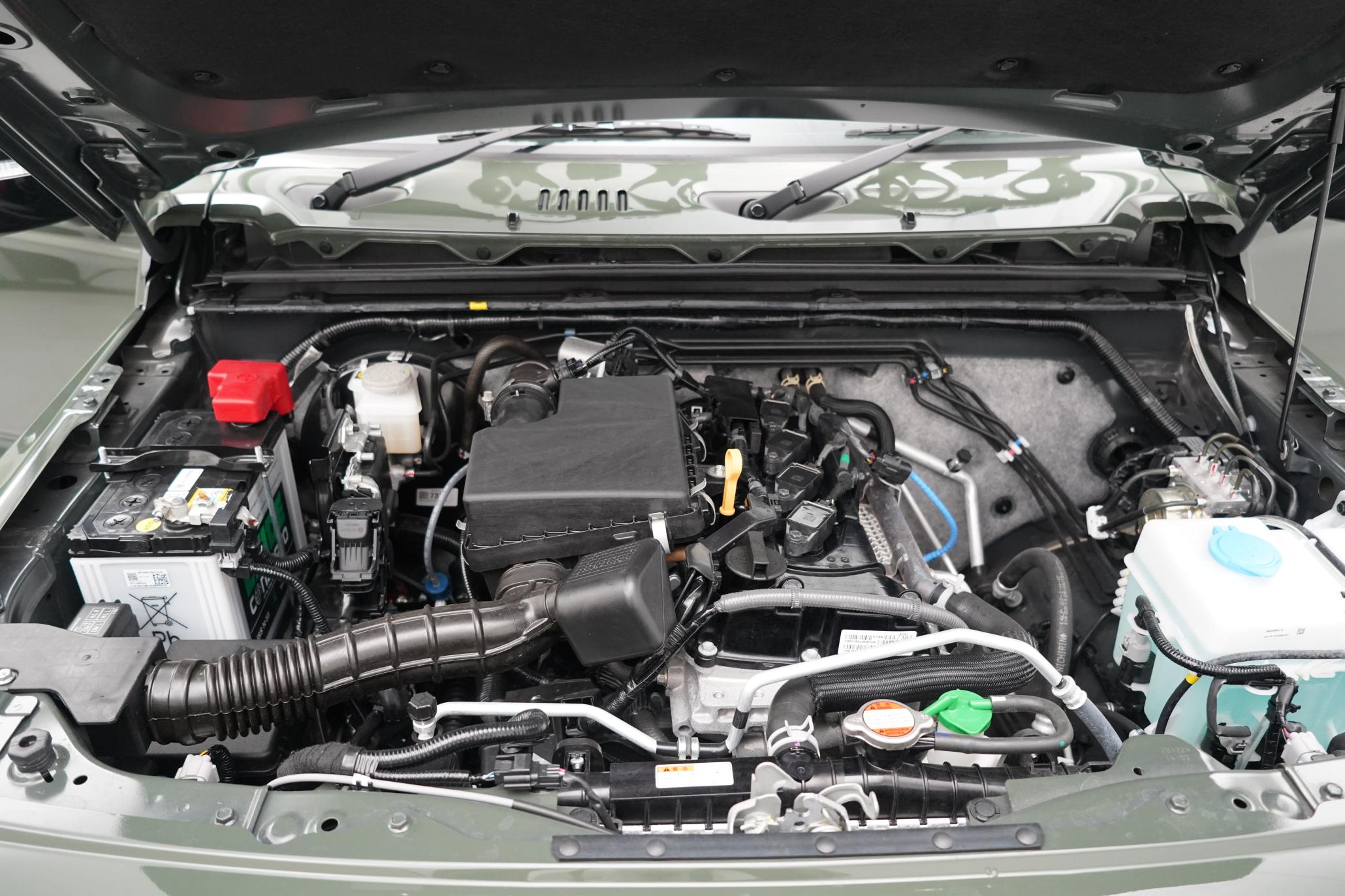 Suzuki Jimny 1.5 SZC, 5 DOOR LWB, NOMADE LEATHER