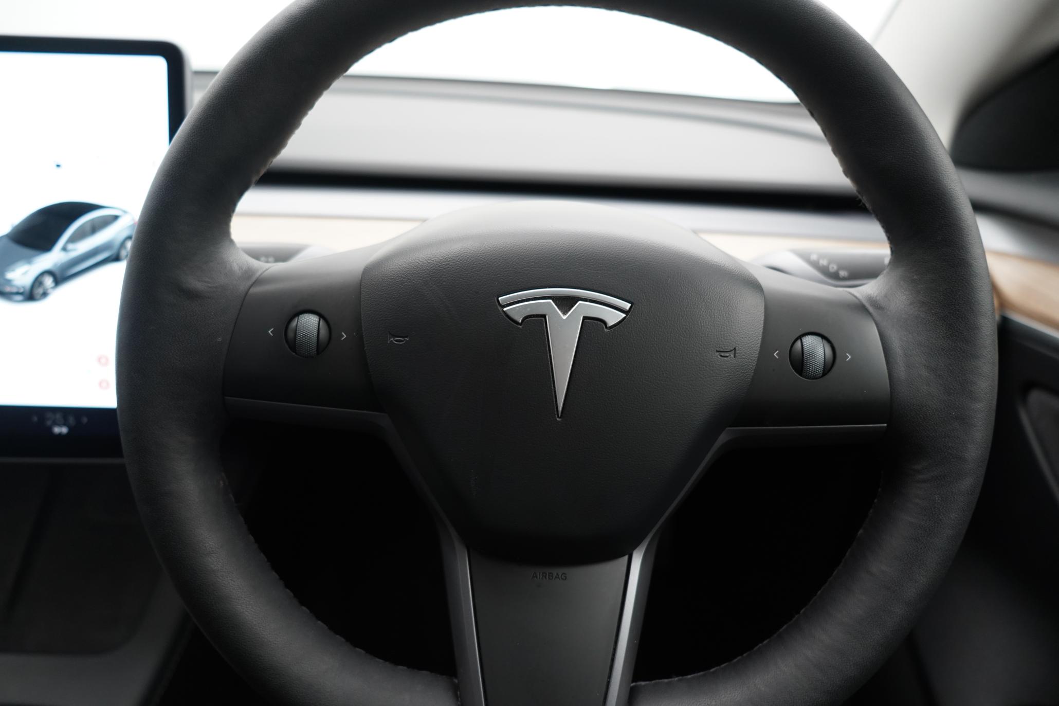 Tesla Model 3 (Dual Motor) Long Range Saloon 4dr Electric Auto 4WDE (346 ps)