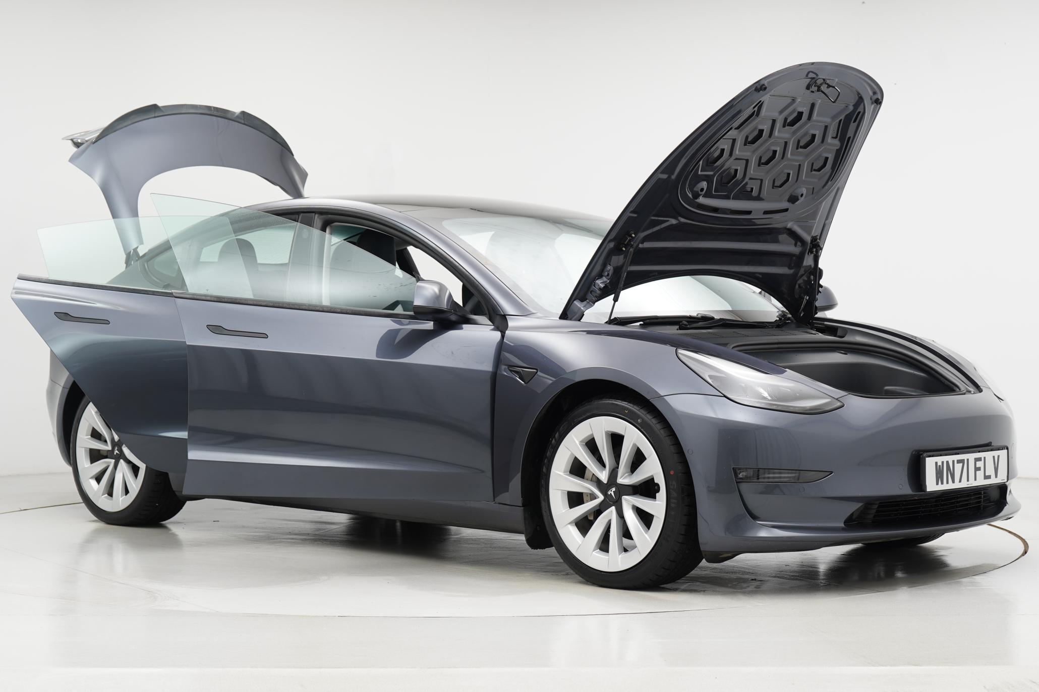 Tesla Model 3 (Dual Motor) Long Range Saloon 4dr Electric Auto 4WDE (346 ps)