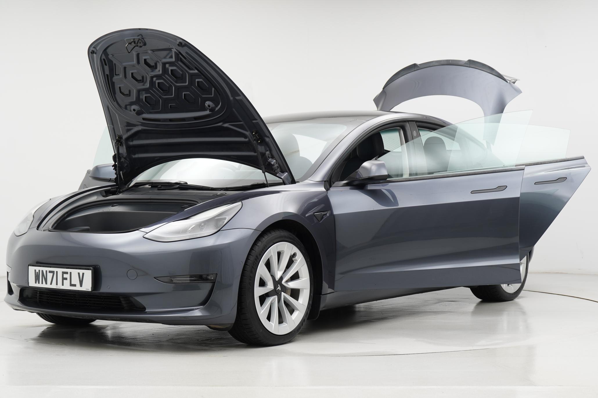 Tesla Model 3 (Dual Motor) Long Range Saloon 4dr Electric Auto 4WDE (346 ps)