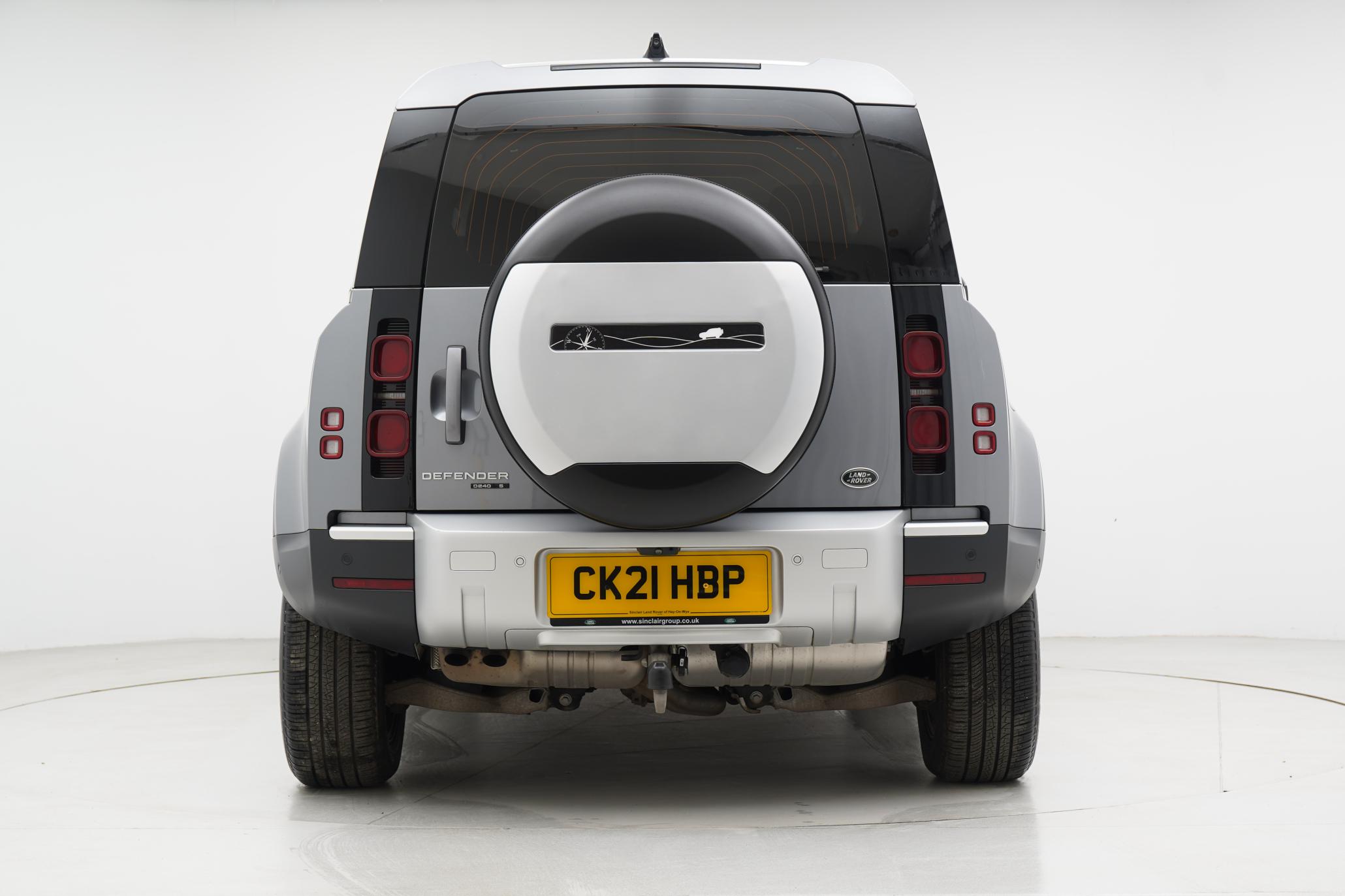 Land Rover Defender 110 2.0 SD4 S SUV 5dr Diesel Auto 4WD Euro 6 (s/s) (240 ps)