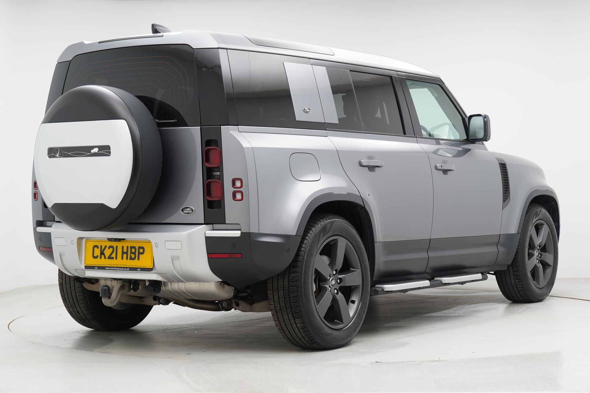 Land Rover Defender 110 2.0 SD4 S SUV 5dr Diesel Auto 4WD Euro 6 (s/s) (240 ps)