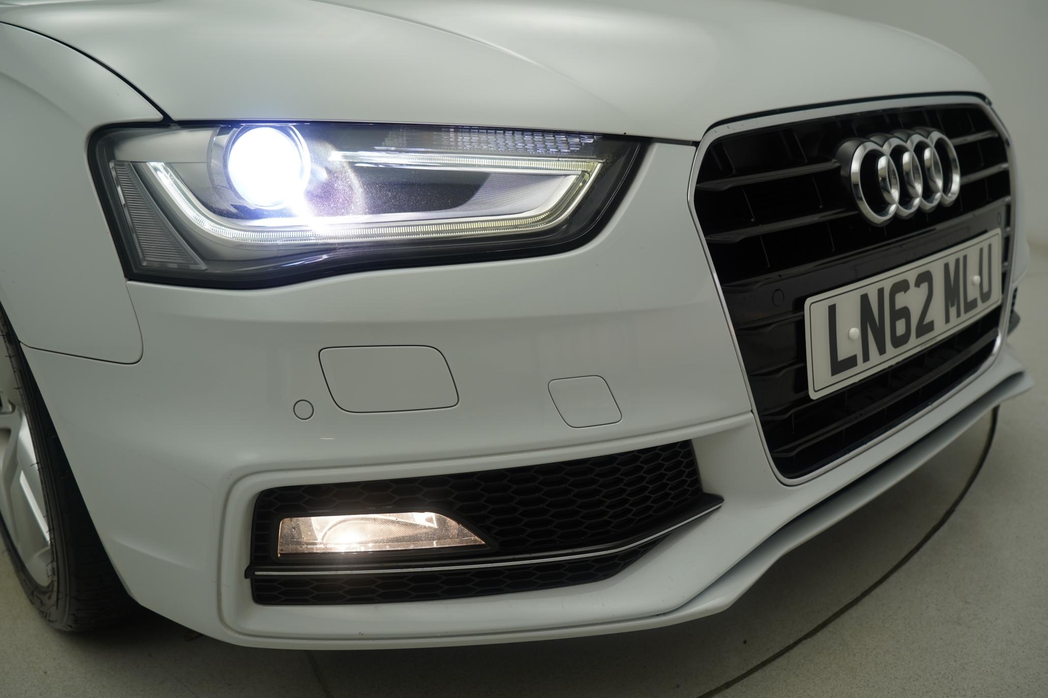 Audi A4 Avant 2.0 TFSI S line Estate 5dr Petrol Multitronic Euro 5 (s/s) (211 ps)