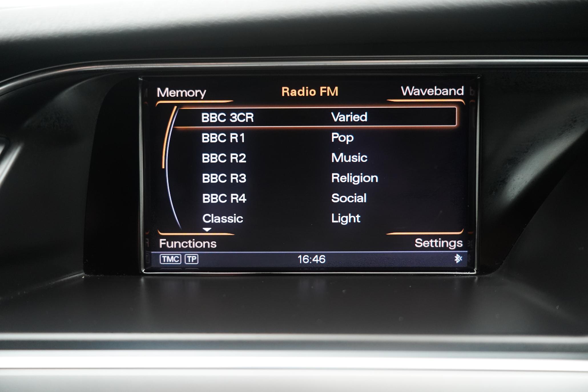 Audi A4 Avant 2.0 TFSI S line Estate 5dr Petrol Multitronic Euro 5 (s/s) (211 ps)