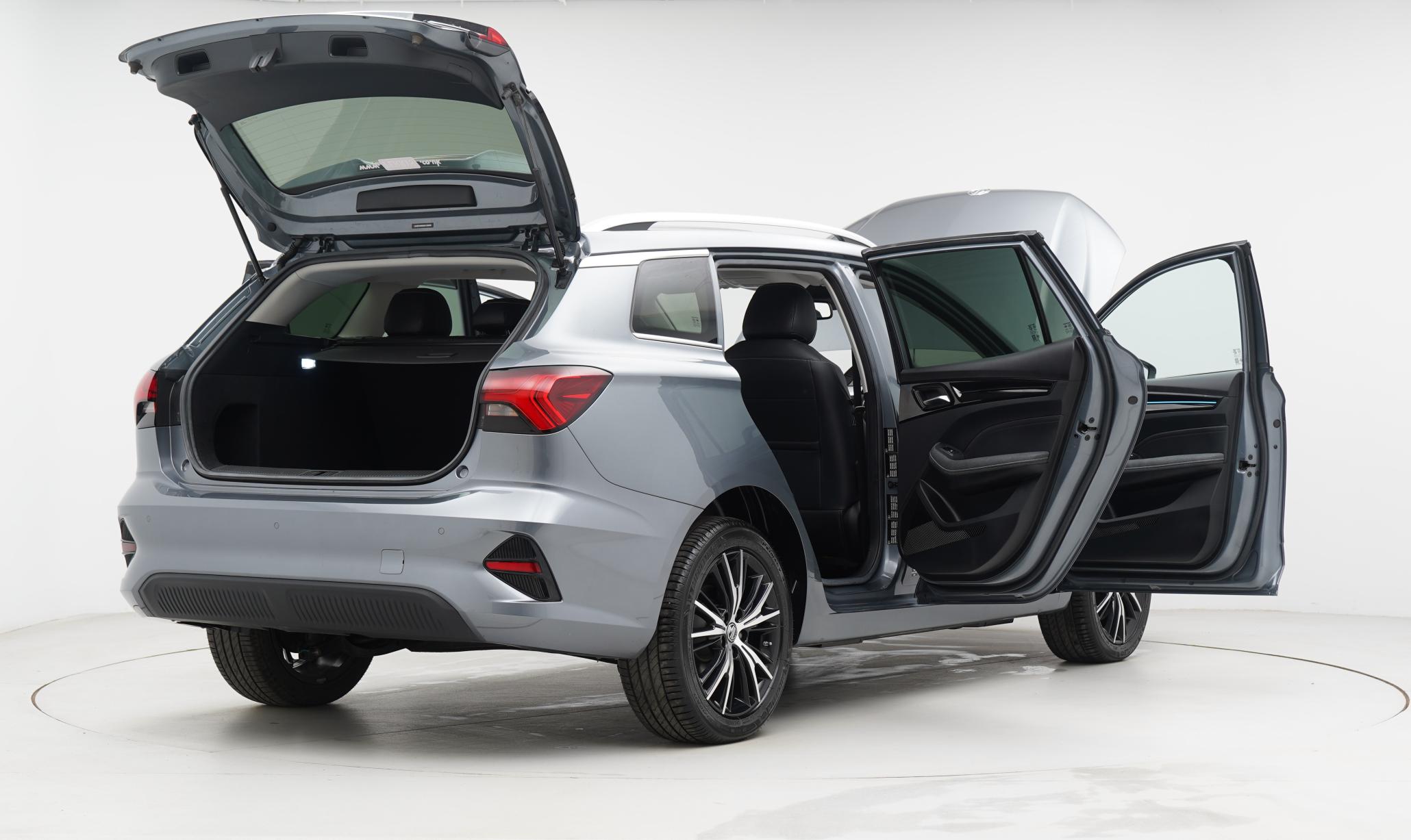 MG MG5 61.1kWh Trophy Long Range Estate 5dr Electric Auto (156 ps)