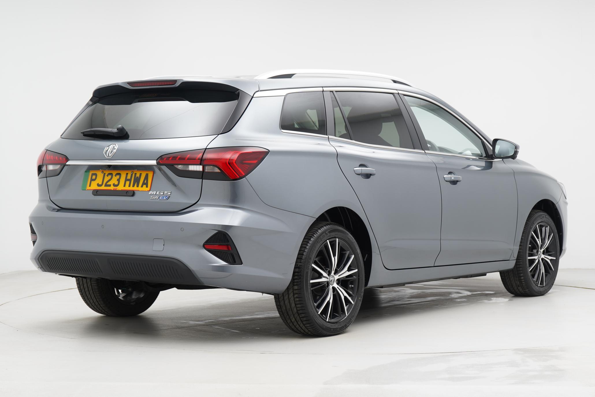 MG MG5 61.1kWh Trophy Long Range Estate 5dr Electric Auto (156 ps)