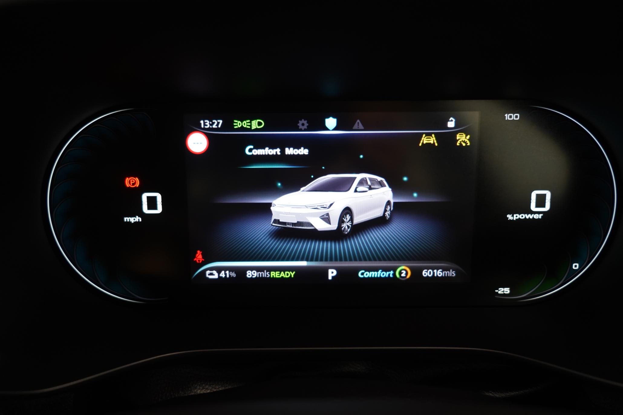 MG MG5 61.1kWh Trophy Long Range Estate 5dr Electric Auto (156 ps)