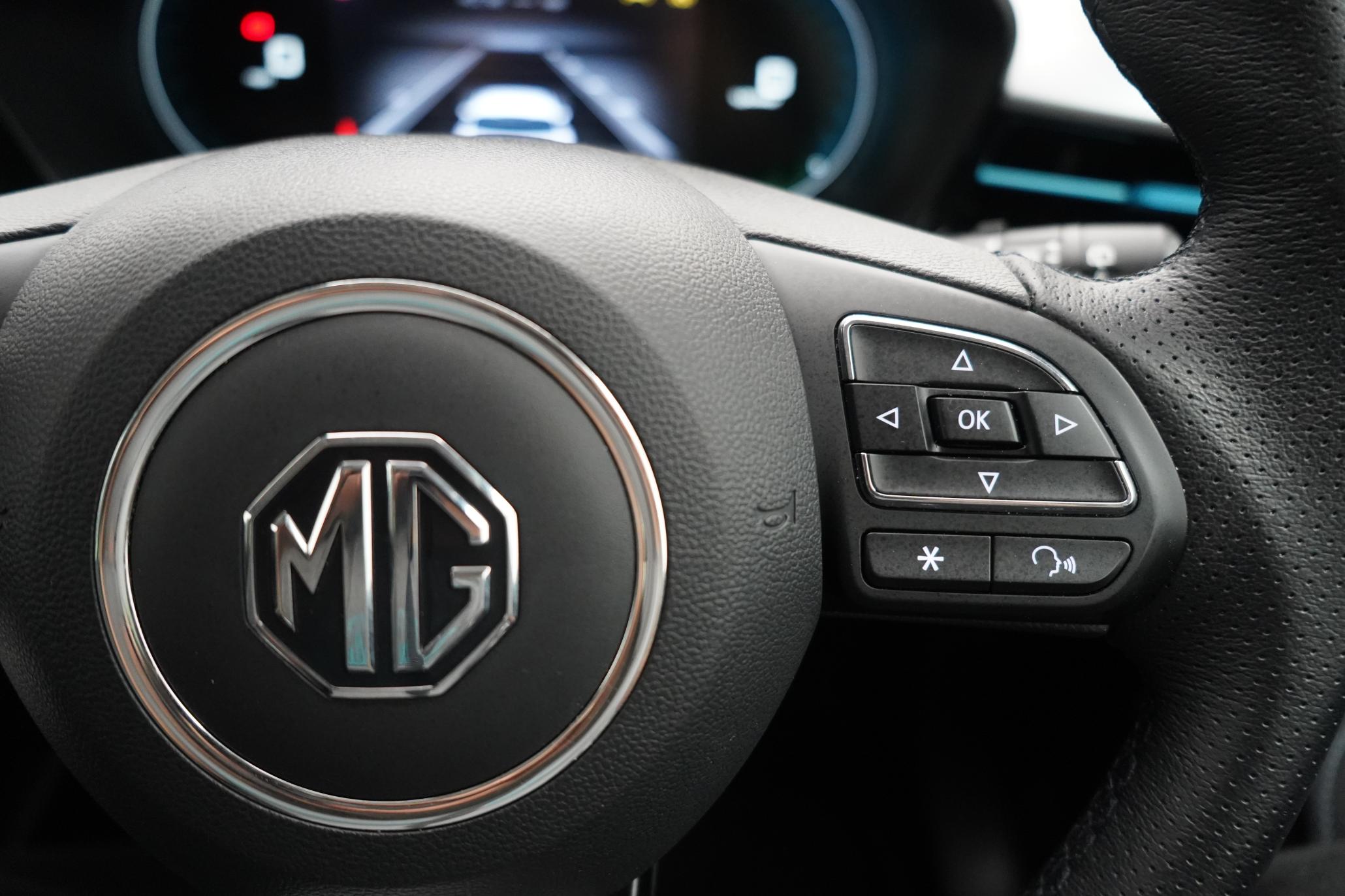 MG MG5 61.1kWh Trophy Long Range Estate 5dr Electric Auto (156 ps)