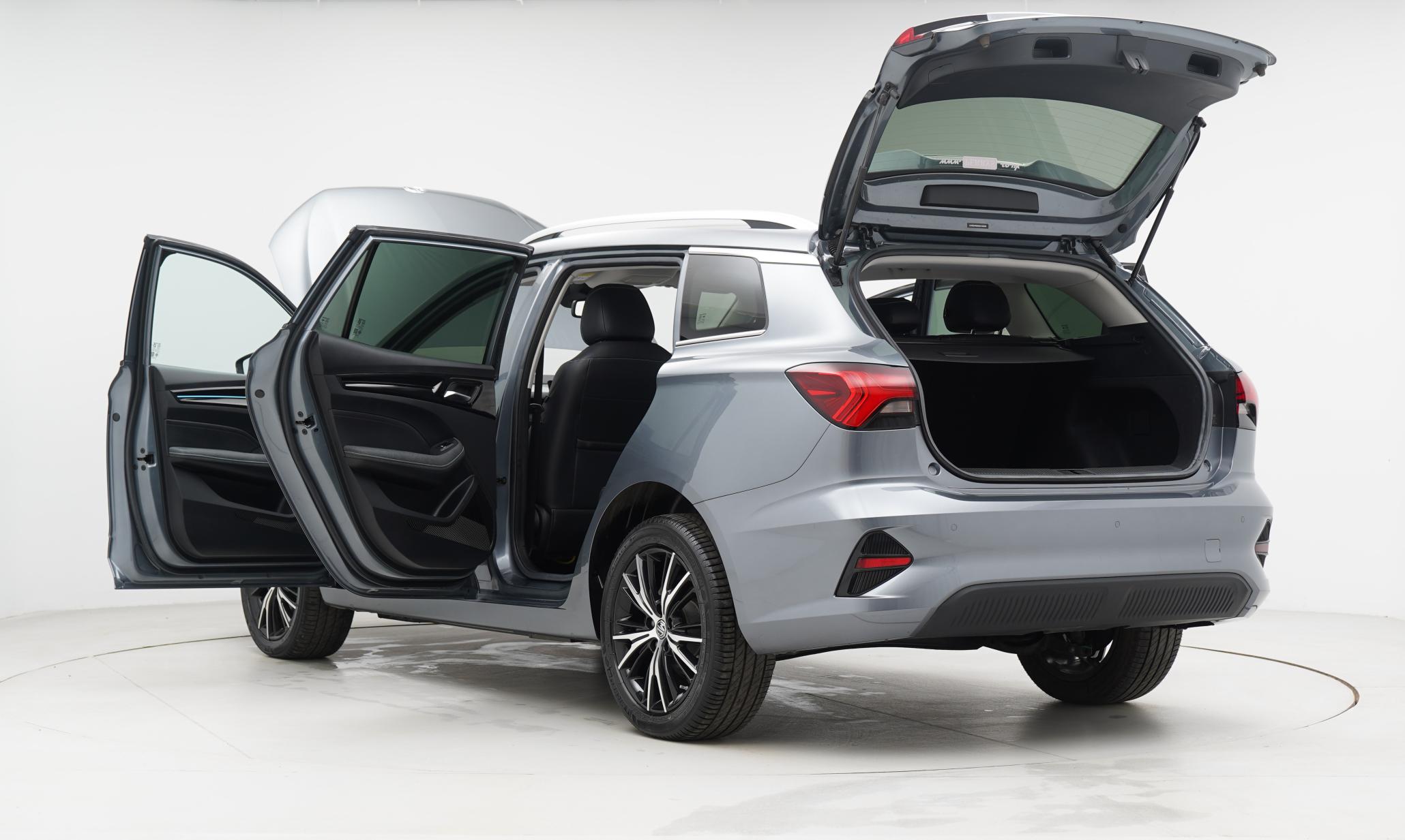 MG MG5 61.1kWh Trophy Long Range Estate 5dr Electric Auto (156 ps)