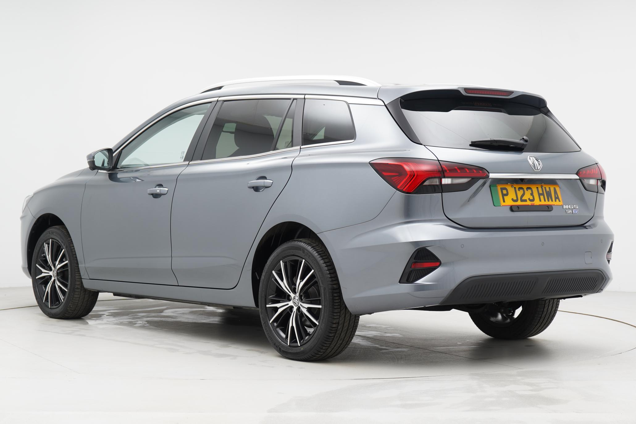MG MG5 61.1kWh Trophy Long Range Estate 5dr Electric Auto (156 ps)