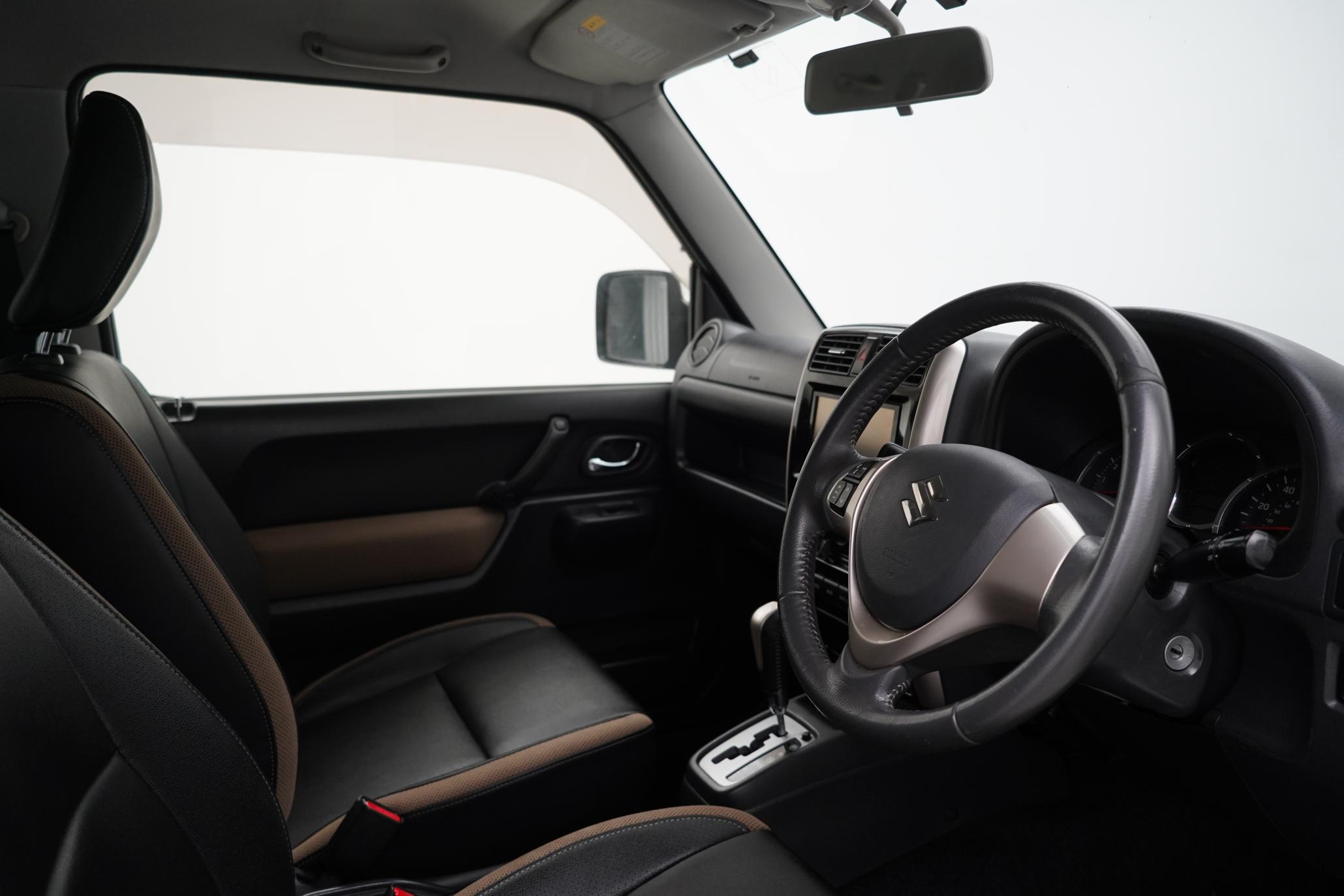 Suzuki Jimny 1.3 VVT SZ4 SUV 3dr Petrol Auto 4WD Euro 5 (85 ps)