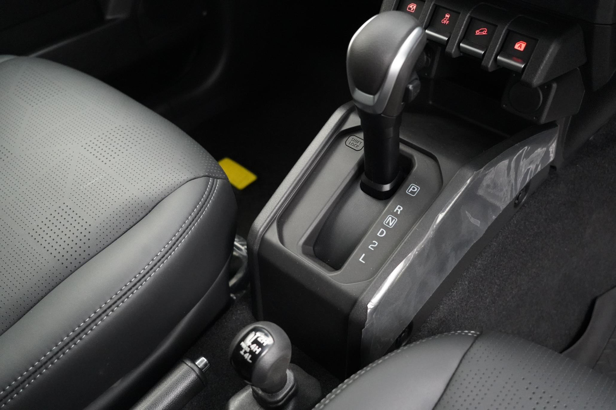 Suzuki Jimny 1.5 SZC, 5 DOOR LWB, FULL LEATHER