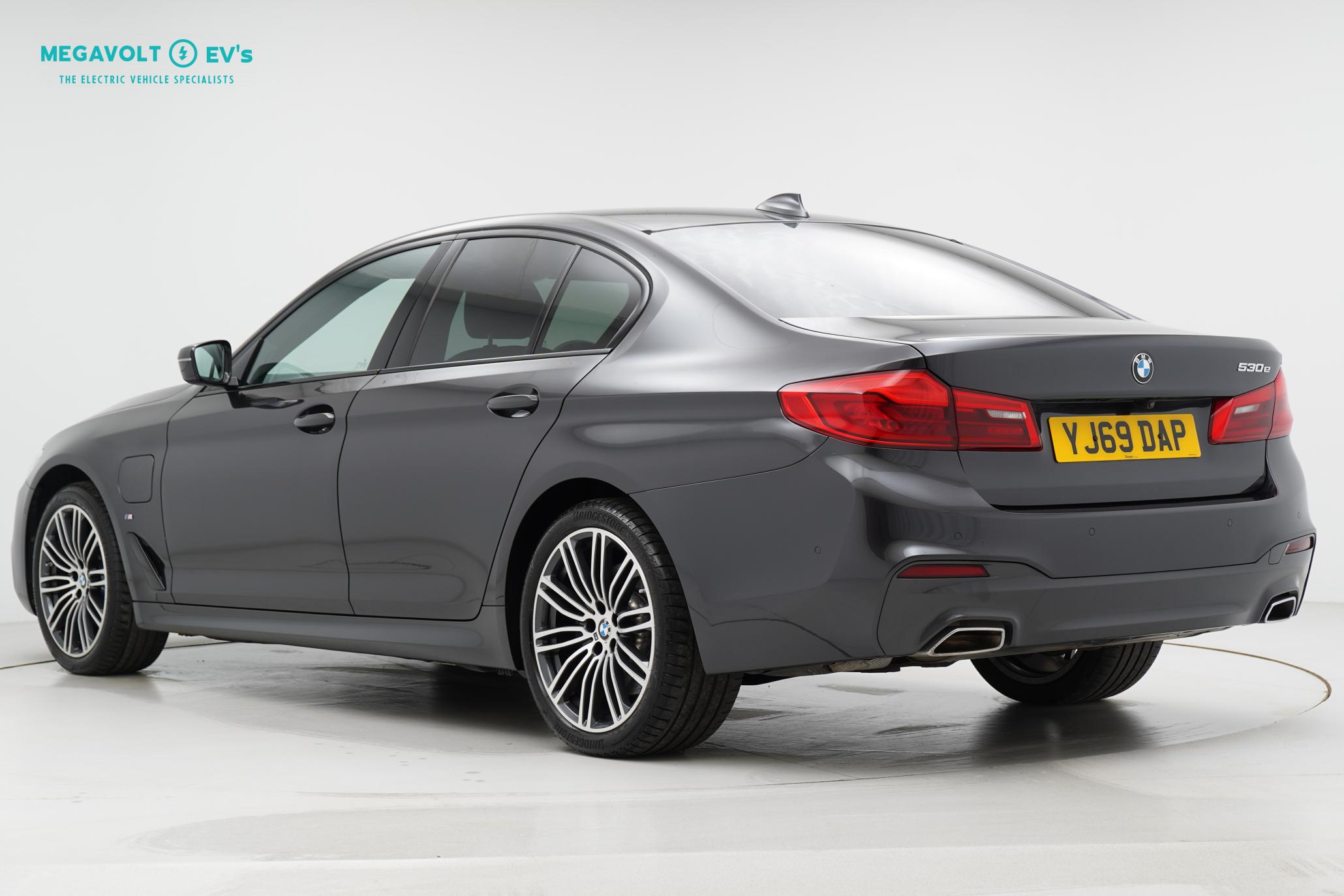 BMW 5 Series 2.0 530e 9.2kWh M Sport Saloon 4dr Petrol Plug-in Hybrid Auto Euro 6 (s/s) (252 ps)