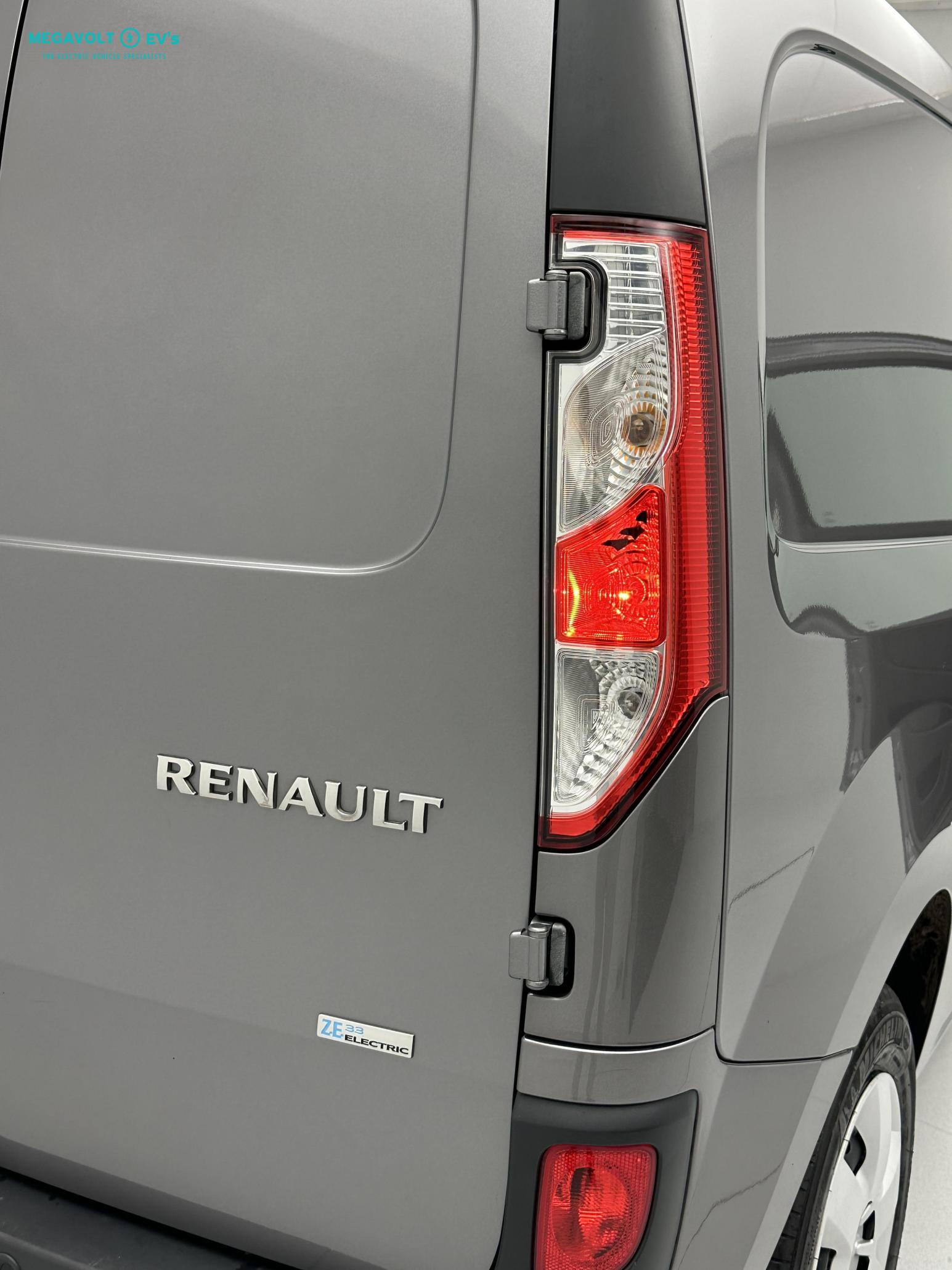 Renault Kangoo ZE ML20 33kWh Business+ Panel Van 4dr Electric Auto L2 H1 (i) (60 ps)