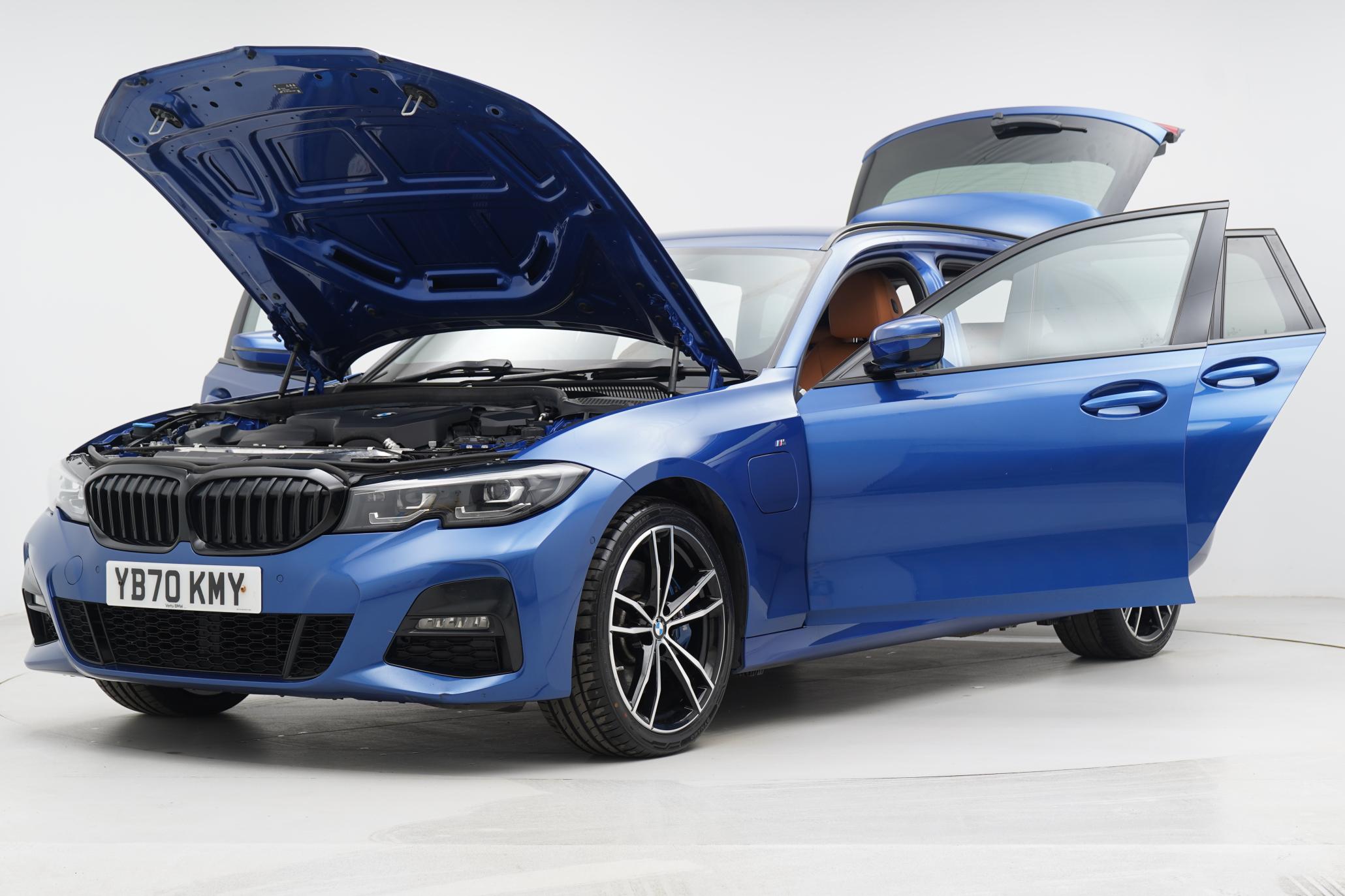 BMW 3 Series 2.0 330e 12kWh M Sport Touring 5dr Petrol Plug-in Hybrid Auto Euro 6 (s/s) (292 ps)