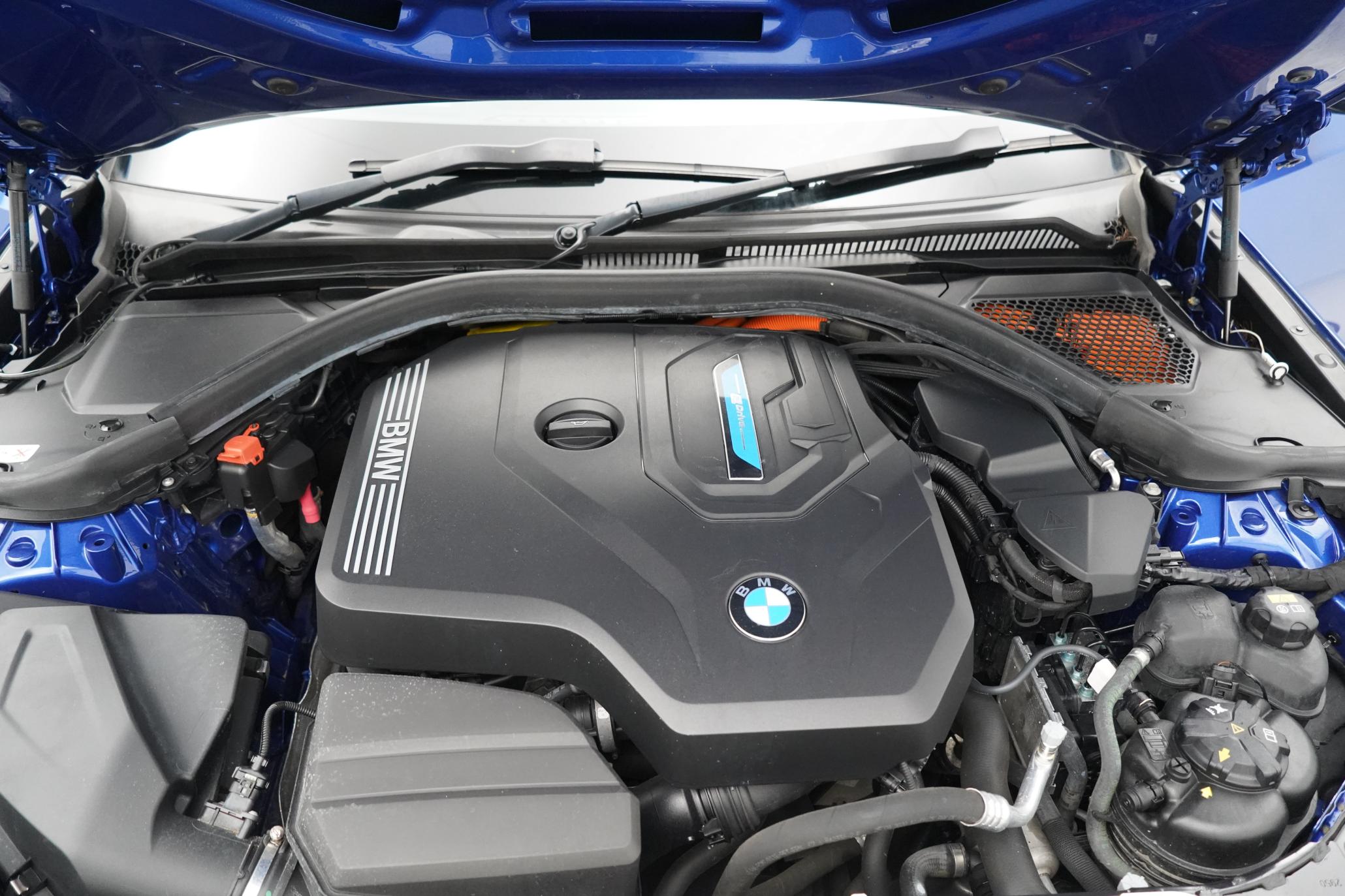 BMW 3 Series 2.0 330e 12kWh M Sport Touring 5dr Petrol Plug-in Hybrid Auto Euro 6 (s/s) (292 ps)