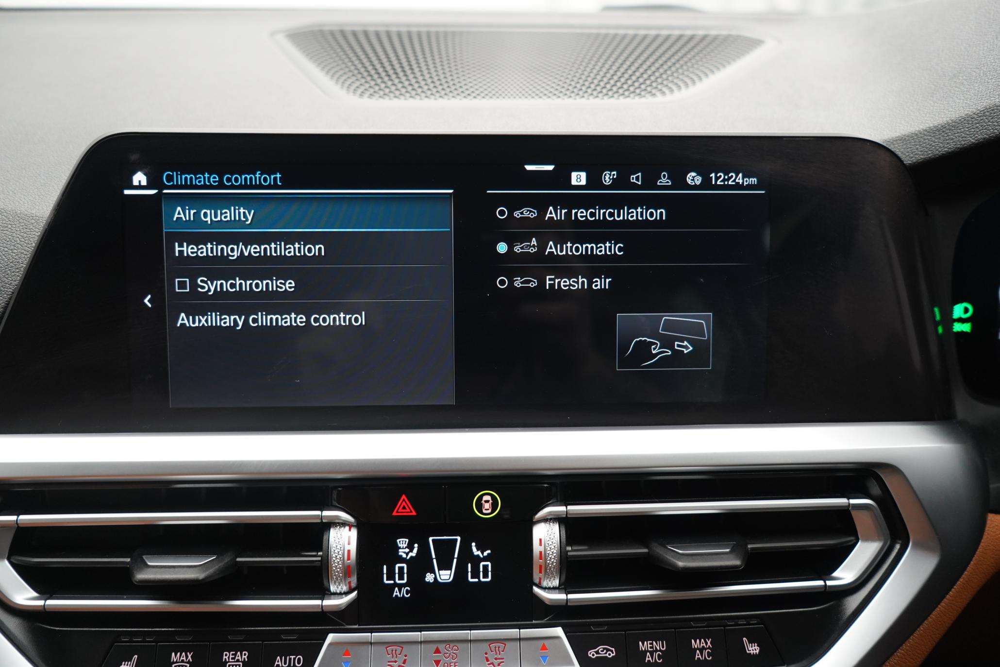 BMW 3 Series 2.0 330e 12kWh M Sport Touring 5dr Petrol Plug-in Hybrid Auto Euro 6 (s/s) (292 ps)