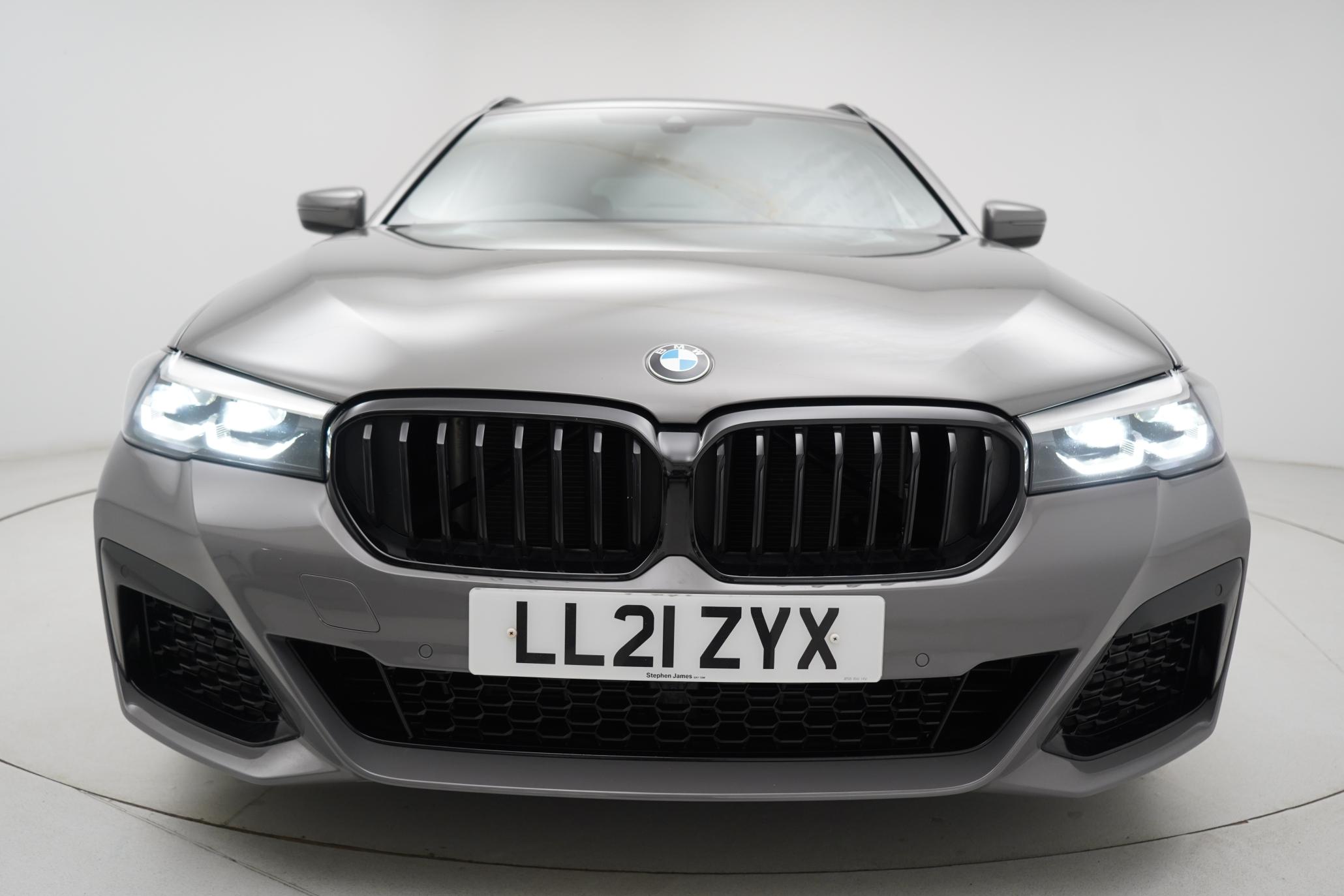 BMW 5 Series 2.0 520d MHT M Sport Touring 5dr Diesel Hybrid Steptronic Euro 6 (s/s) (190 ps)