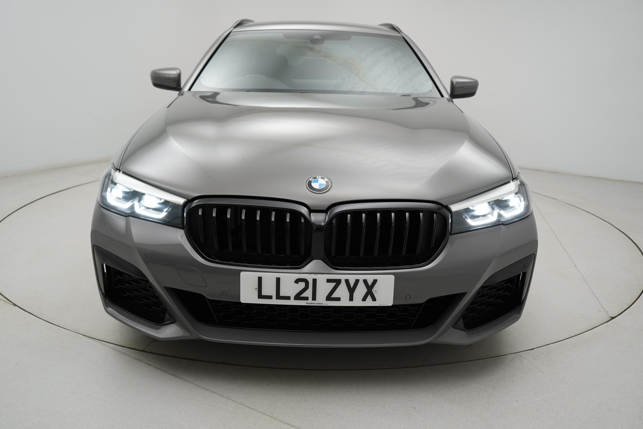 BMW 5 Series 2.0 520d MHT M Sport Touring 5dr Diesel Hybrid Steptronic Euro 6 (s/s) (190 ps)