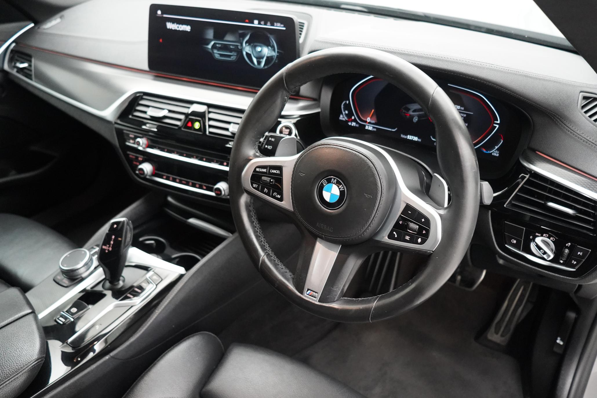 BMW 5 Series 2.0 520d MHT M Sport Touring 5dr Diesel Hybrid Steptronic Euro 6 (s/s) (190 ps)