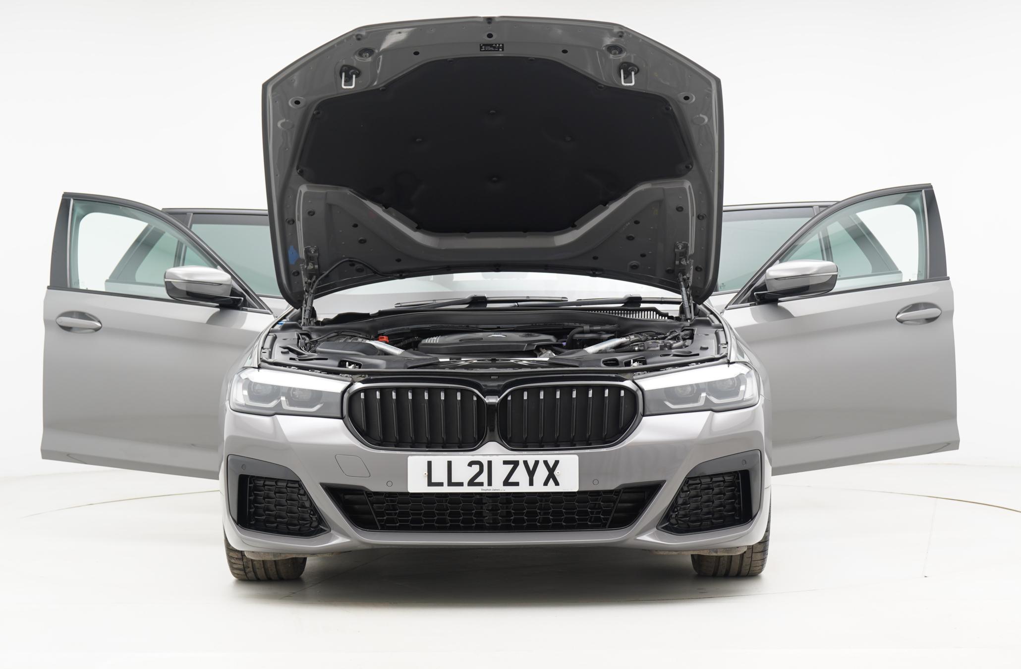 BMW 5 Series 2.0 520d MHT M Sport Touring 5dr Diesel Hybrid Steptronic Euro 6 (s/s) (190 ps)