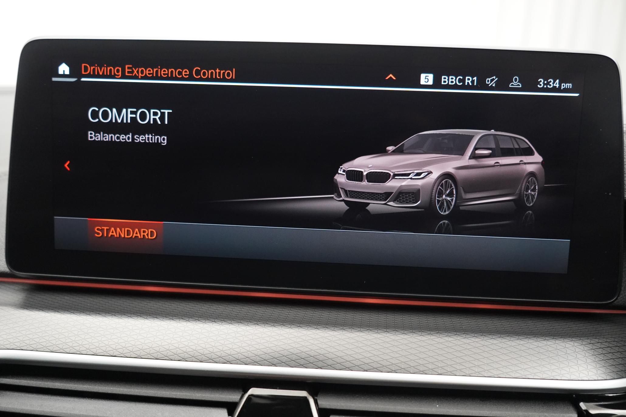 BMW 5 Series 2.0 520d MHT M Sport Touring 5dr Diesel Hybrid Steptronic Euro 6 (s/s) (190 ps)