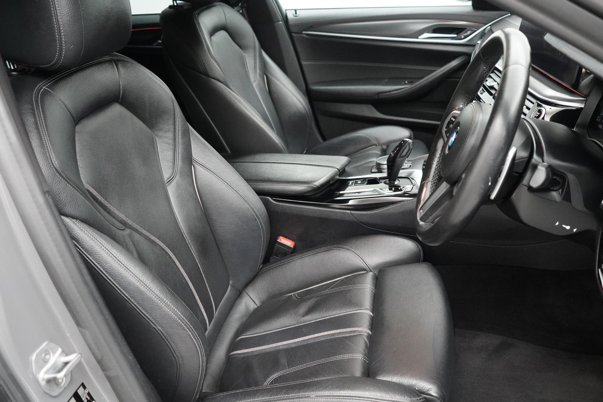 BMW 5 Series 2.0 520d MHT M Sport Touring 5dr Diesel Hybrid Steptronic Euro 6 (s/s) (190 ps)