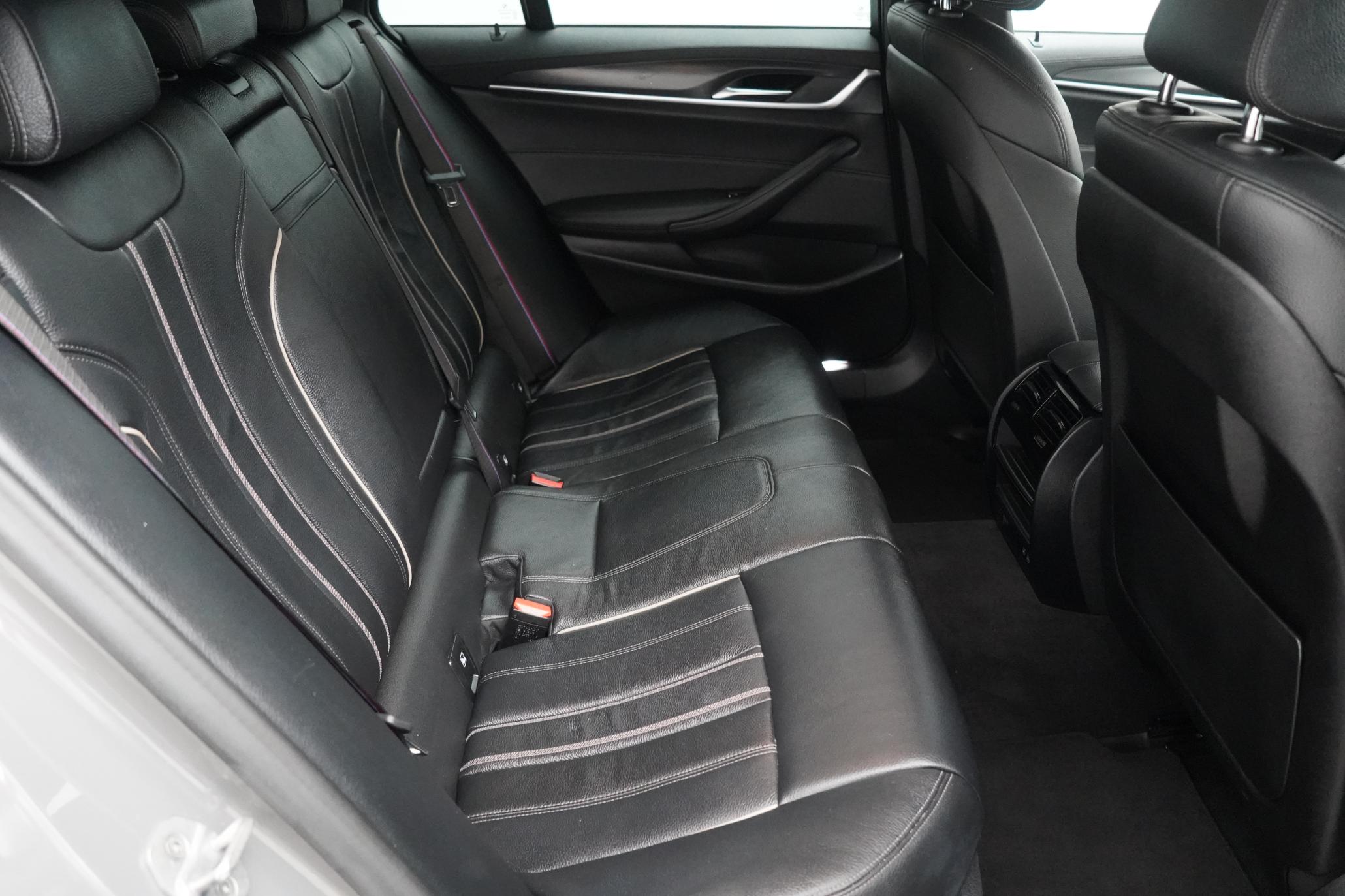 BMW 5 Series 2.0 520d MHT M Sport Touring 5dr Diesel Hybrid Steptronic Euro 6 (s/s) (190 ps)