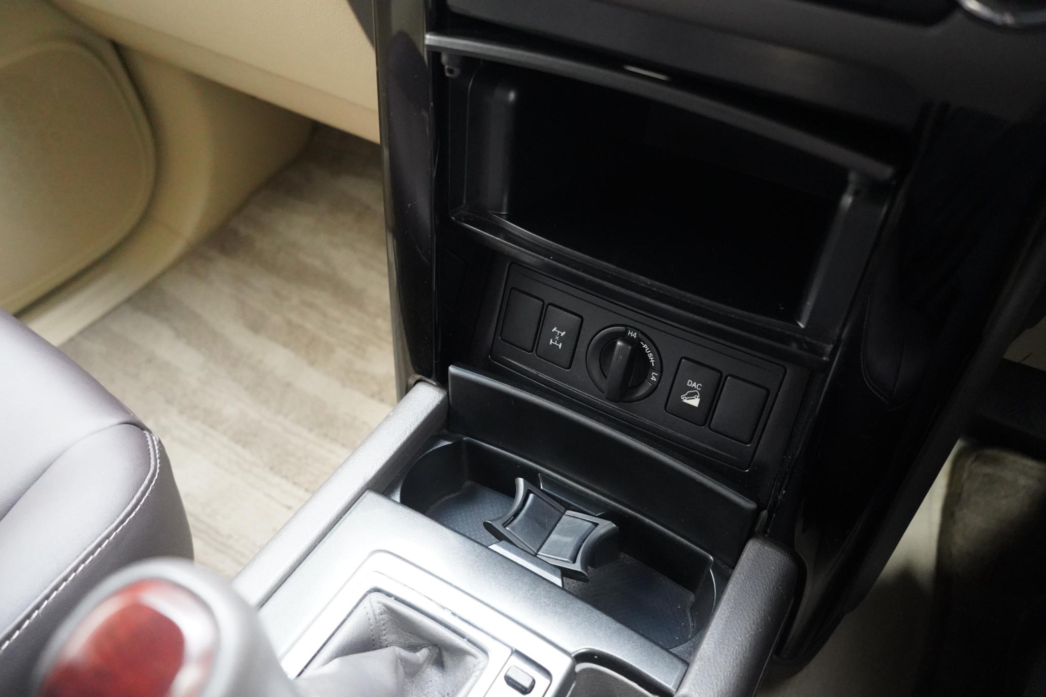 Toyota Land Cruiser 2.8D Invincible SUV 5dr Diesel Auto 4WD Euro 6 (7 Seats) (177 ps)