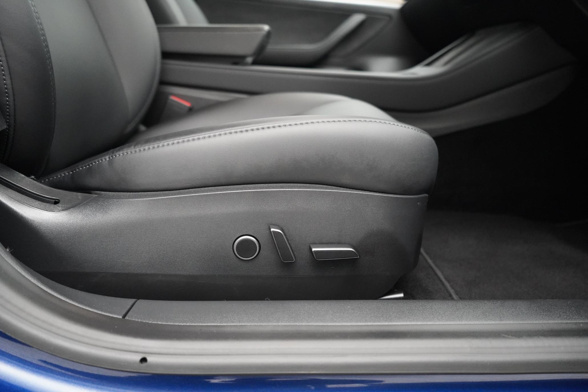 Tesla Model 3 Standard Range Plus Saloon 4dr Electric Auto RWD (241 bhp)